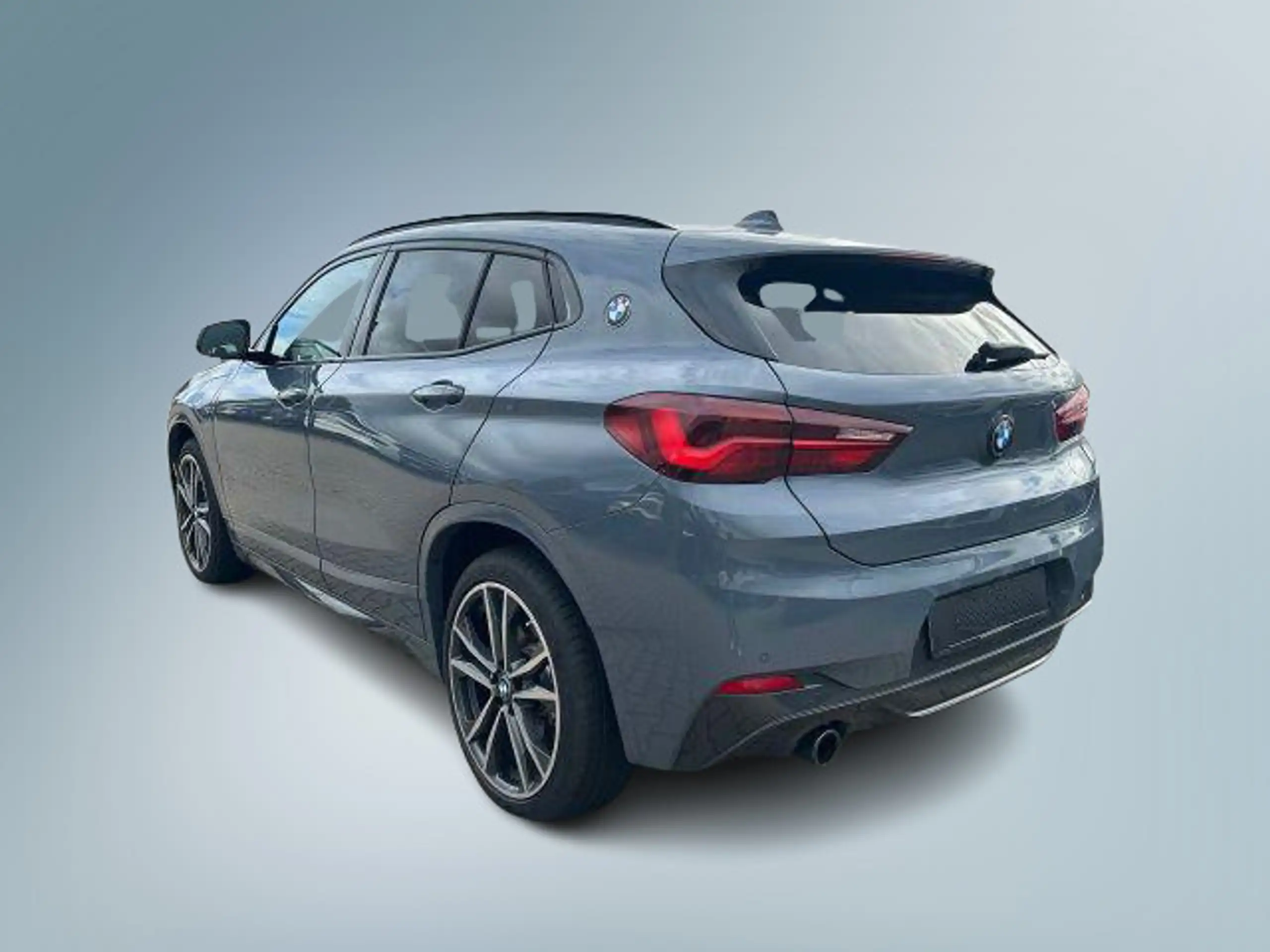 BMW - X2