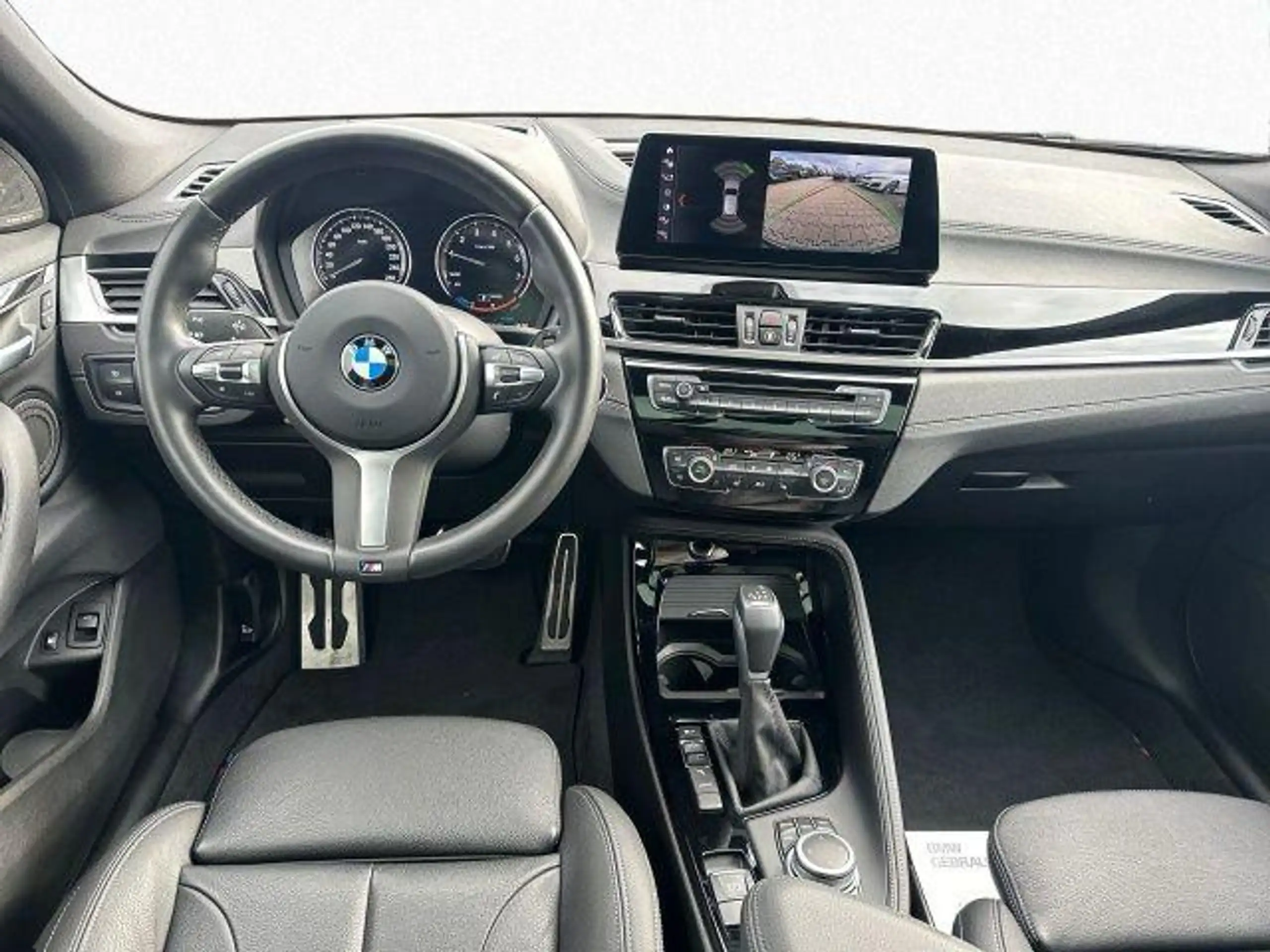 BMW - X2