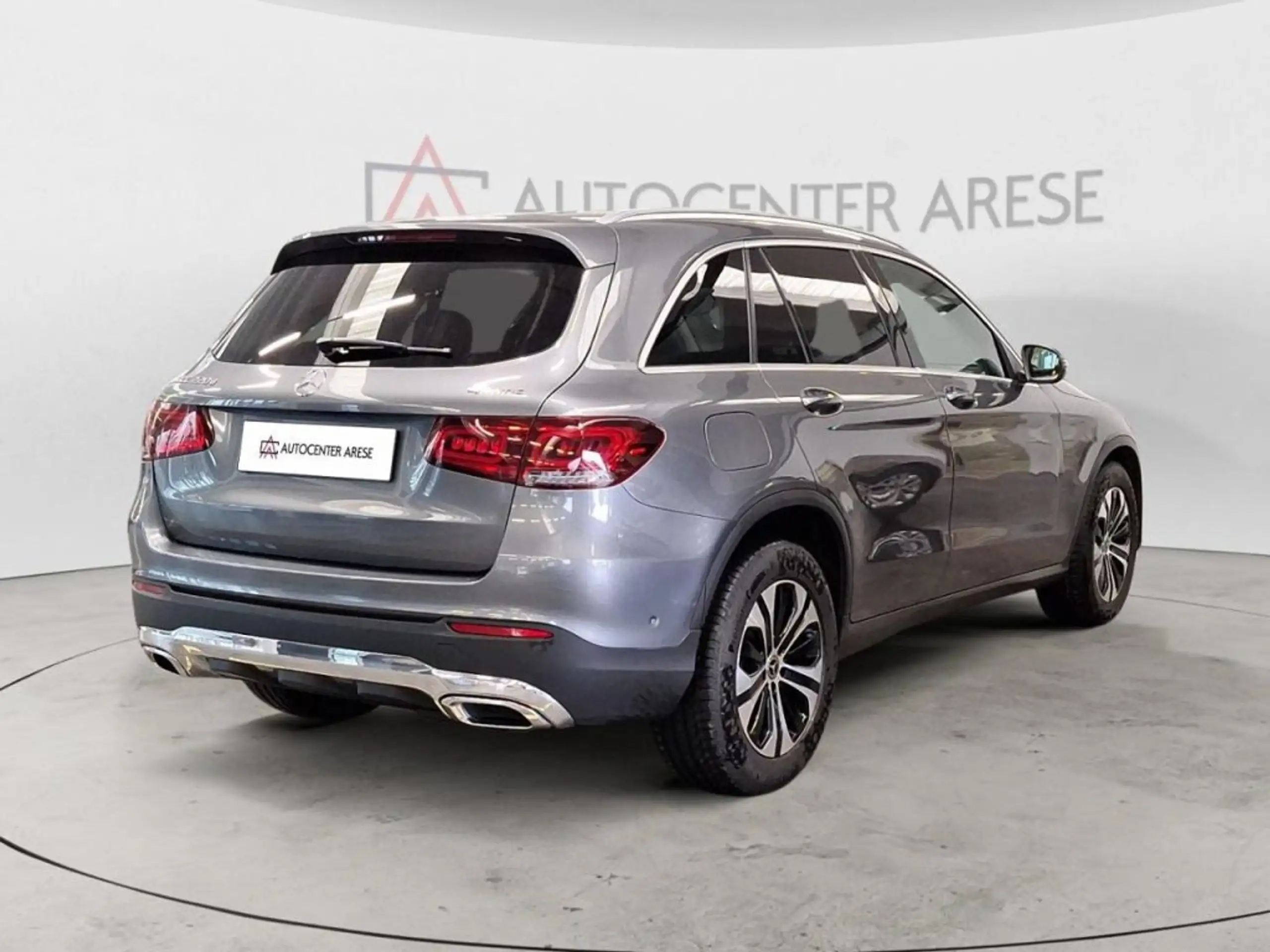 Mercedes-Benz - GLC 220