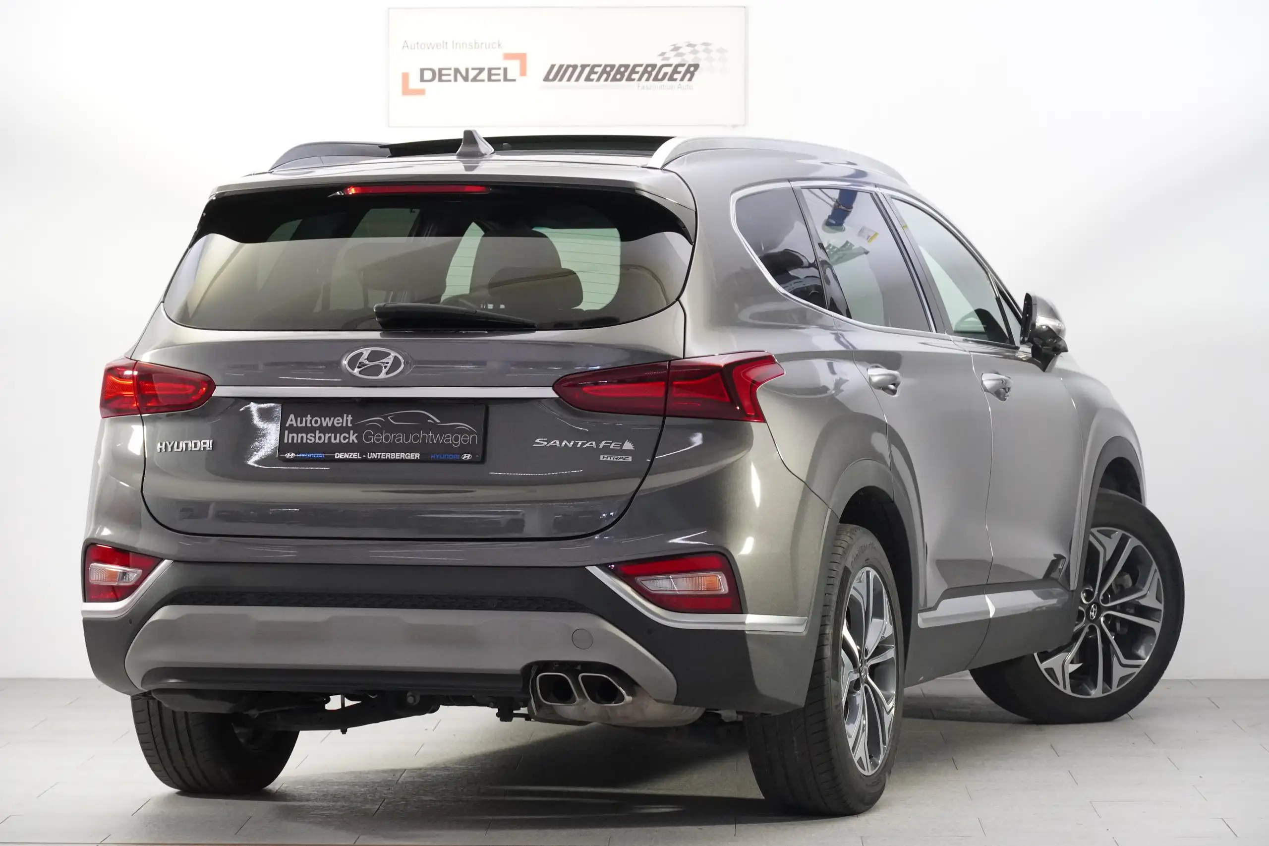 Hyundai - SANTA FE