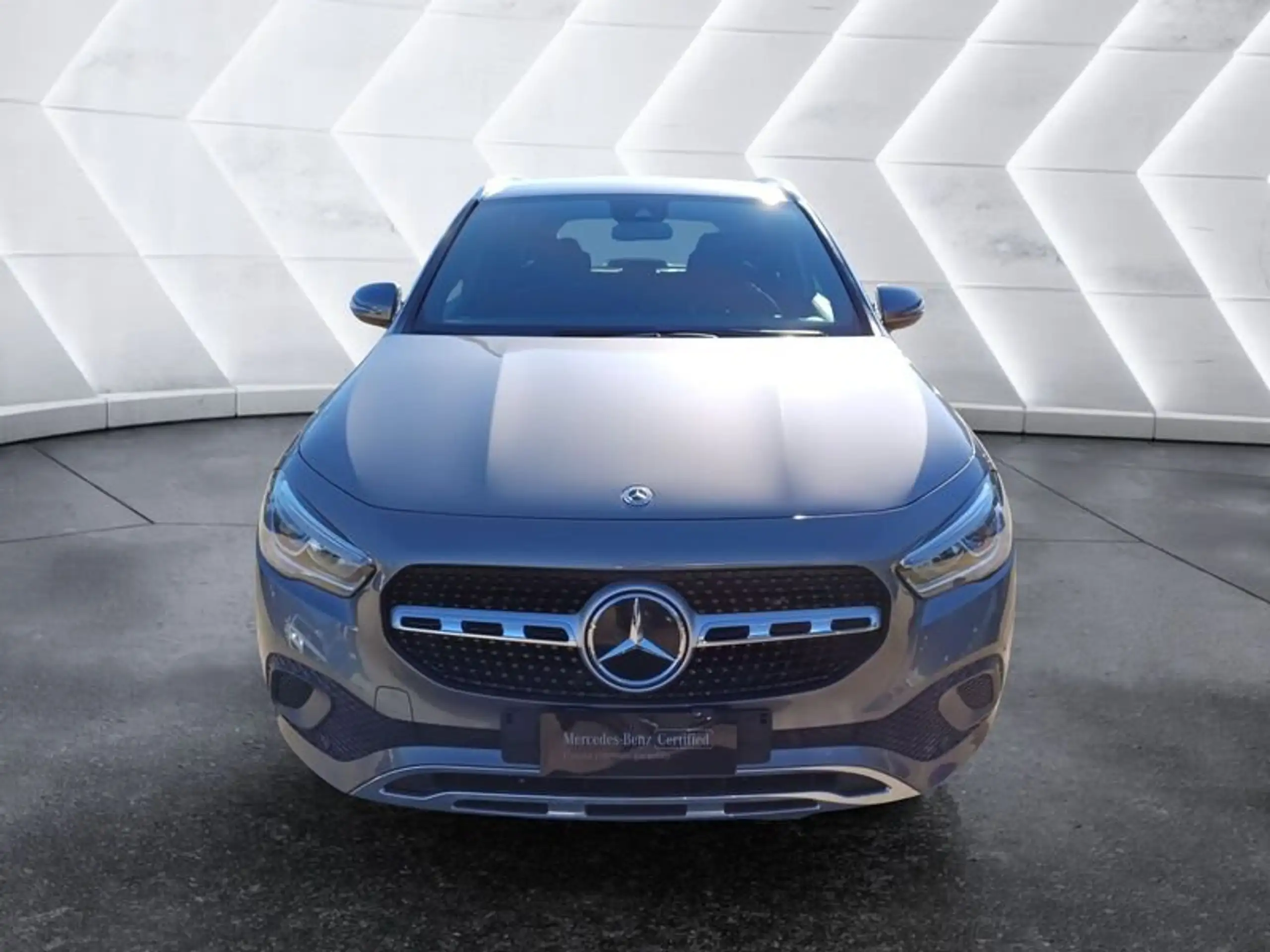 Mercedes-Benz - GLA 200