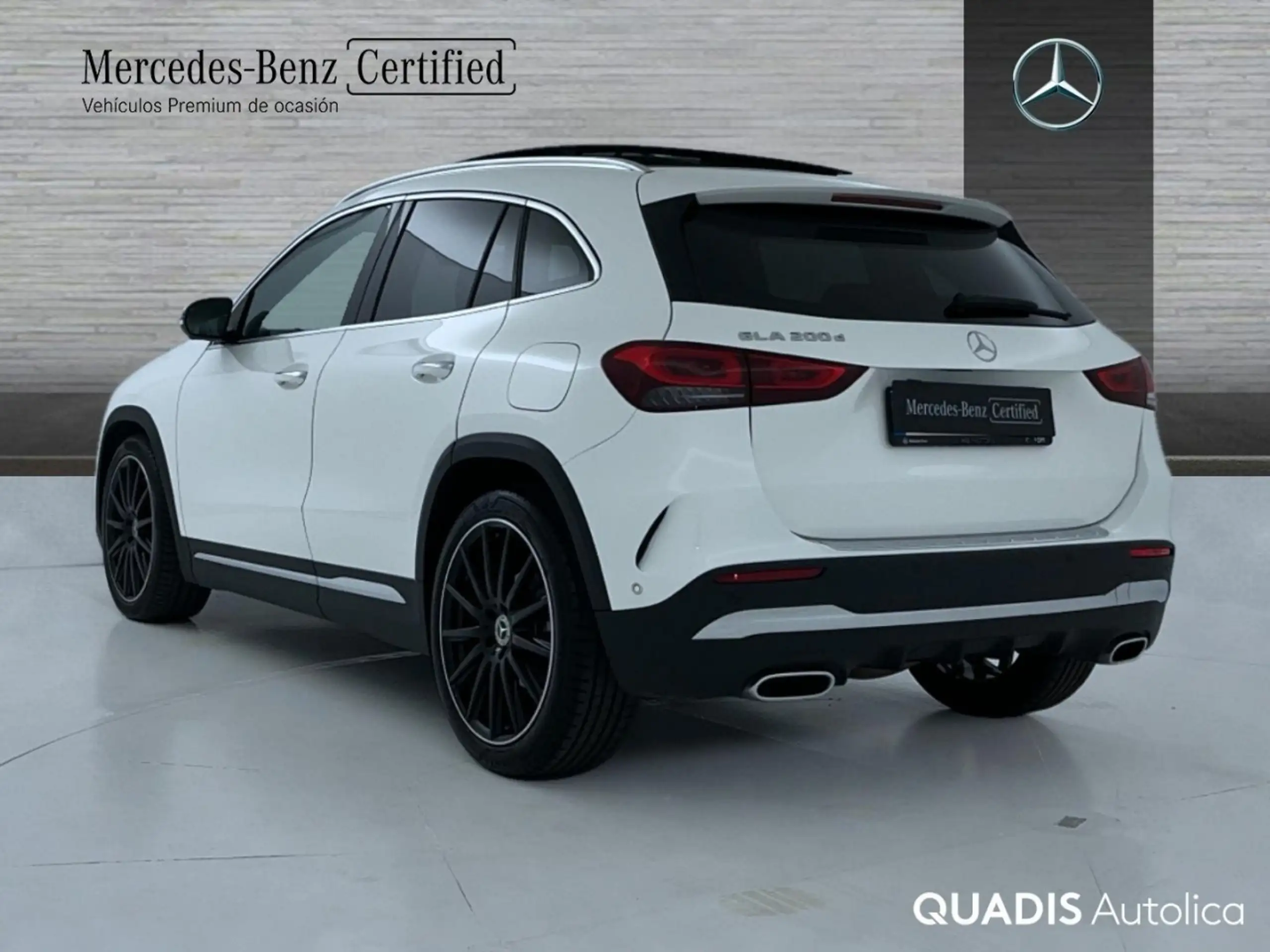 Mercedes-Benz - GLA 200