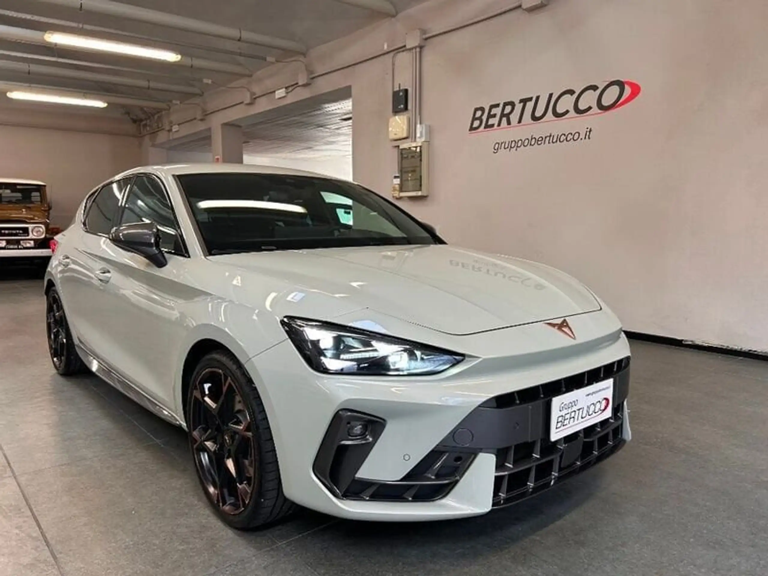 CUPRA Leon 2024