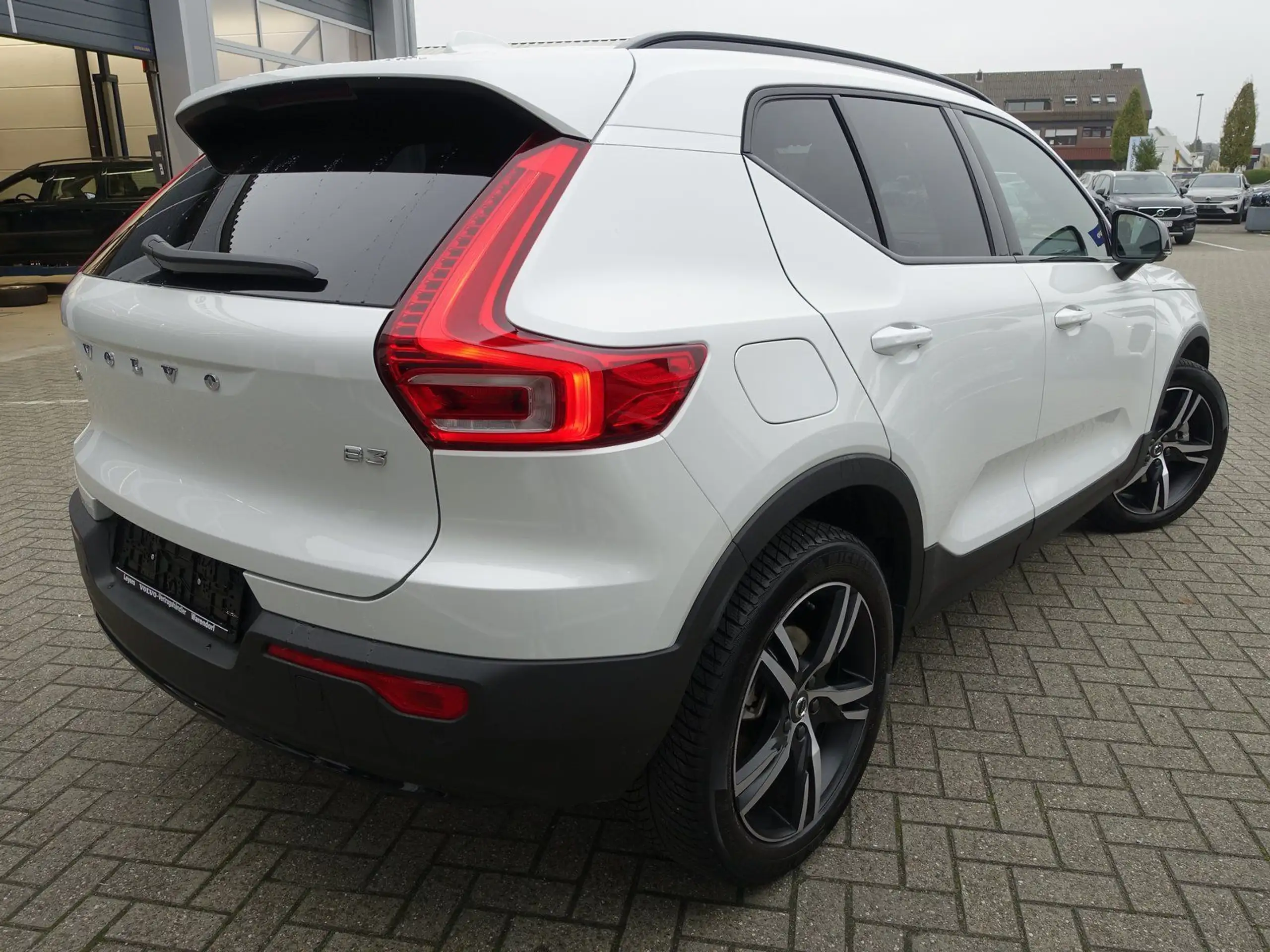 Volvo - XC40