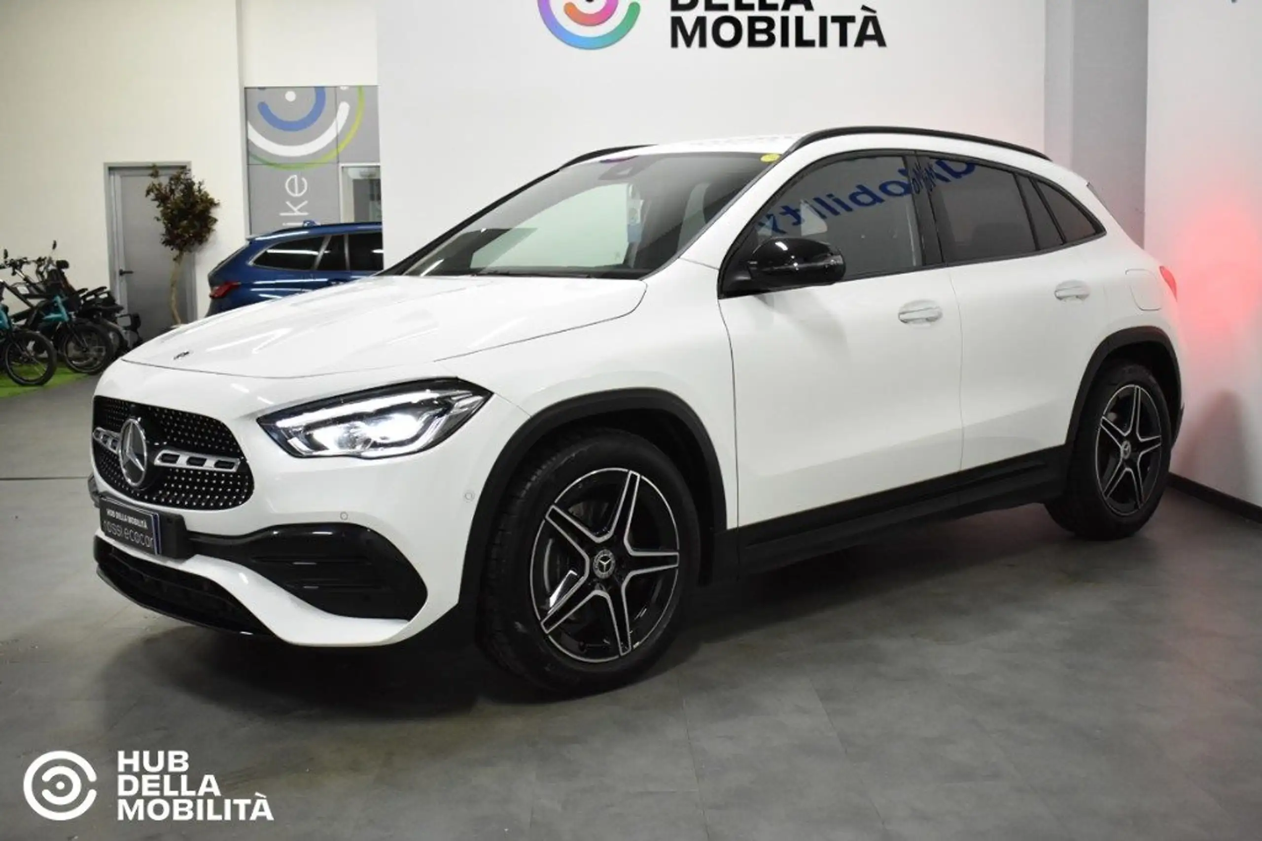 Mercedes-Benz - GLA 180