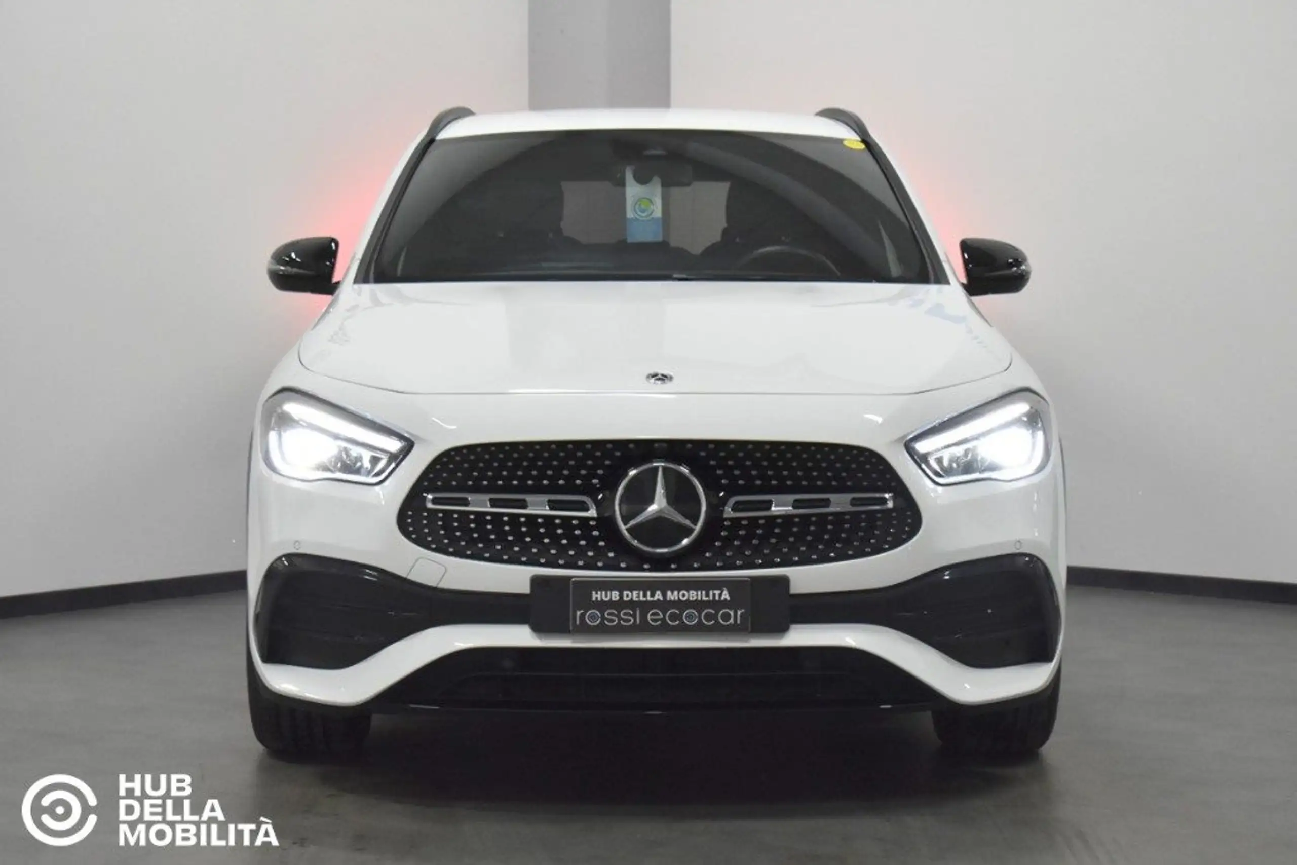 Mercedes-Benz - GLA 180