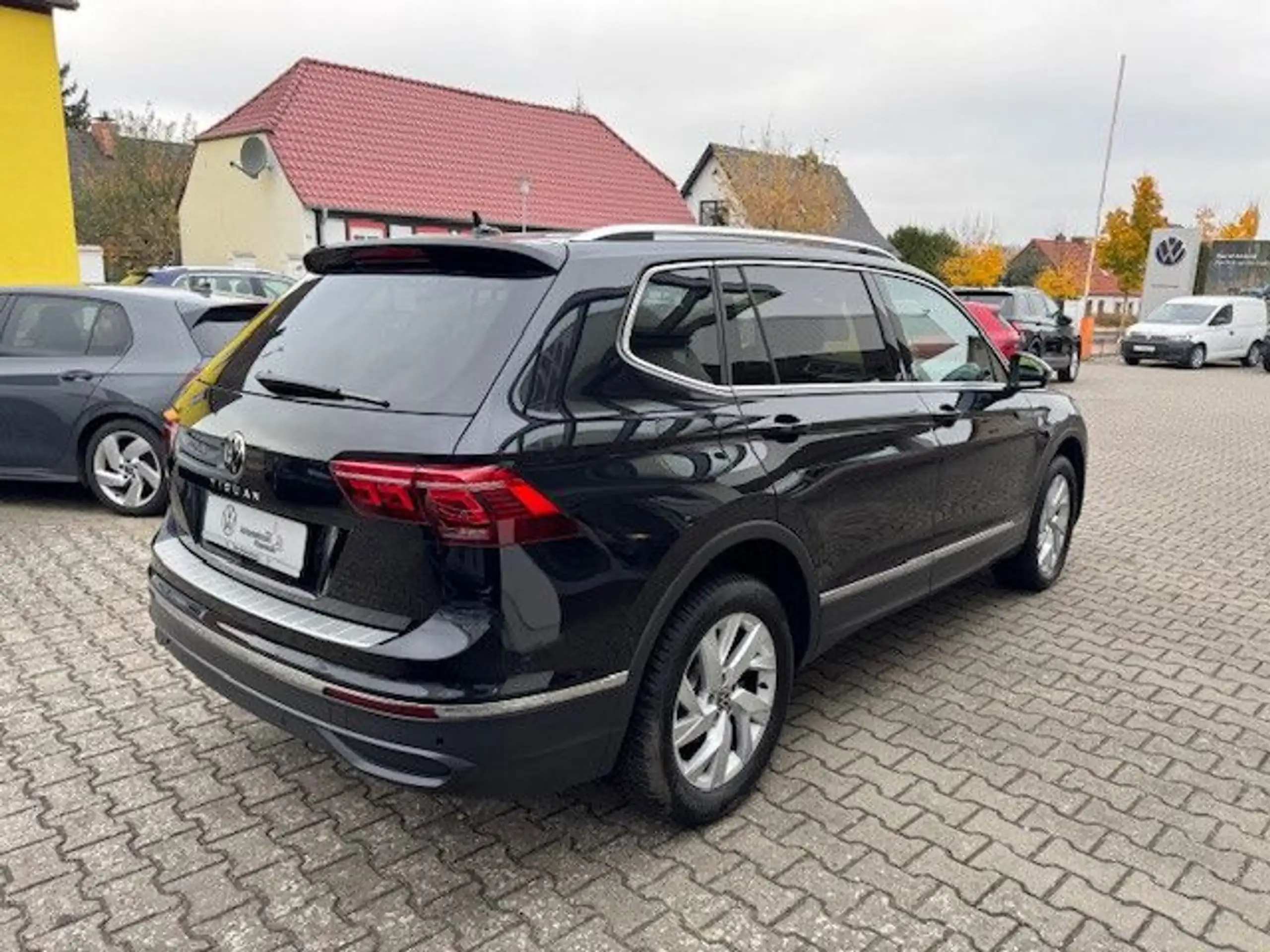 Volkswagen - Tiguan Allspace