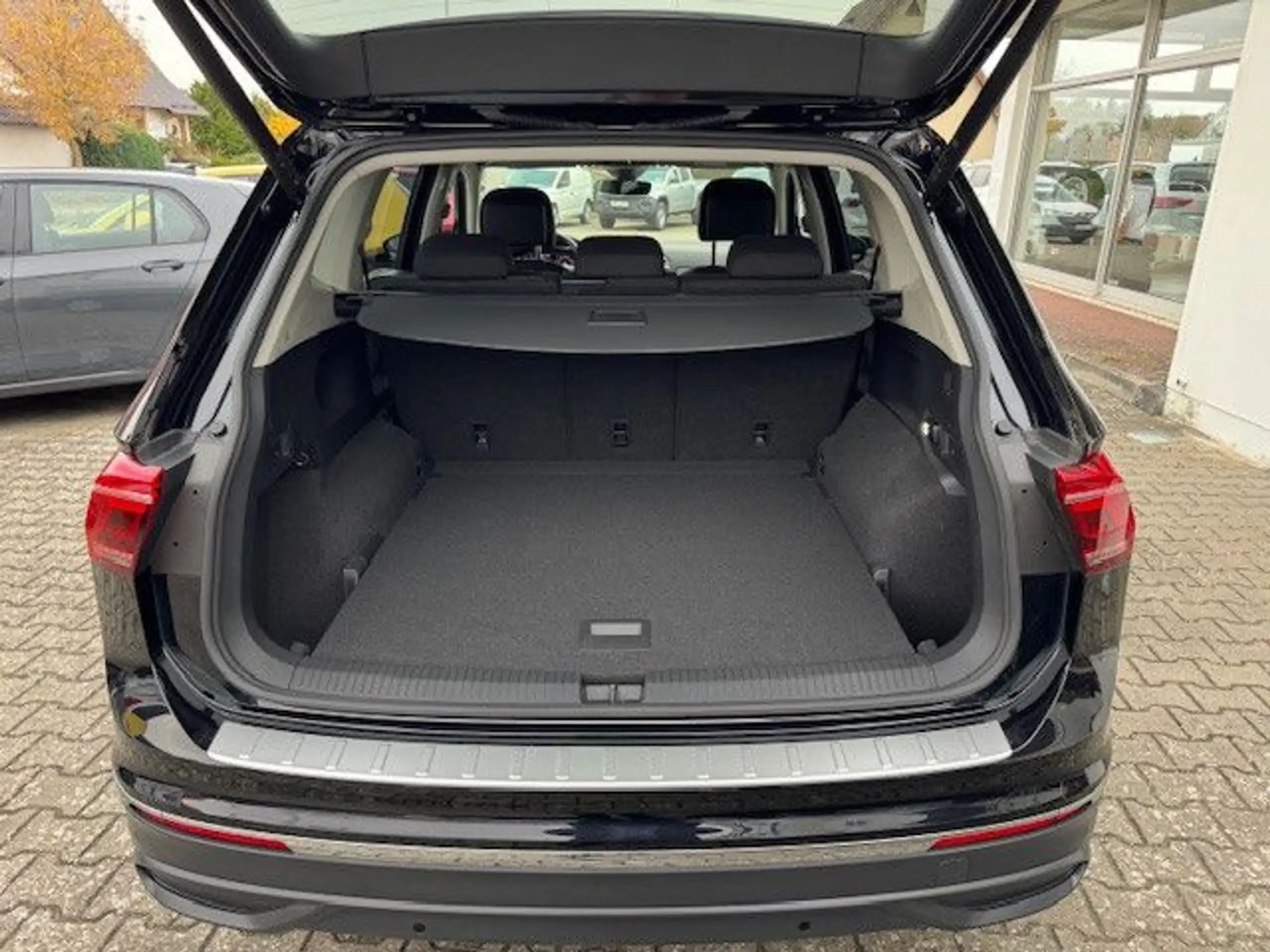 Volkswagen - Tiguan Allspace