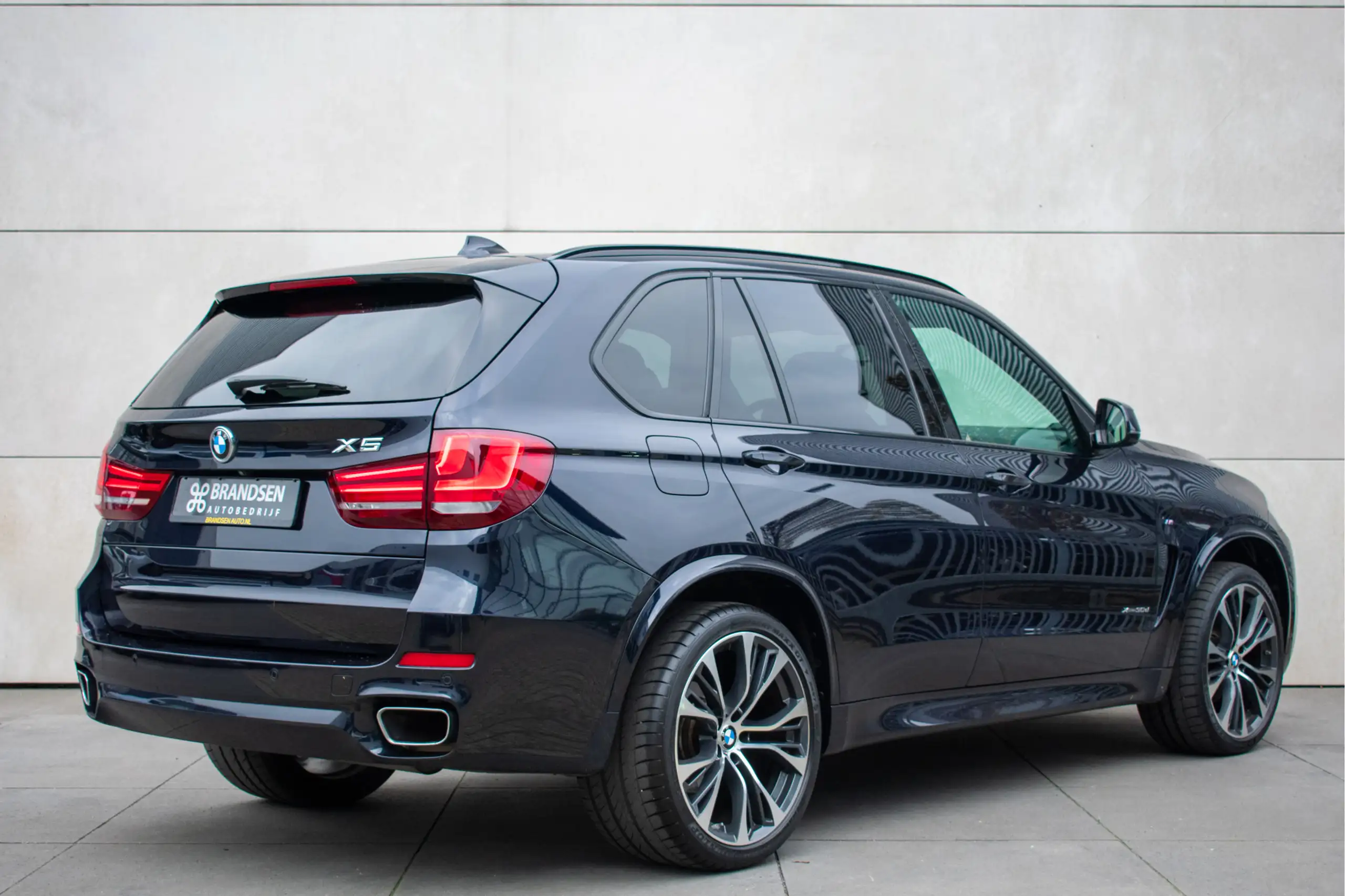 BMW - X5