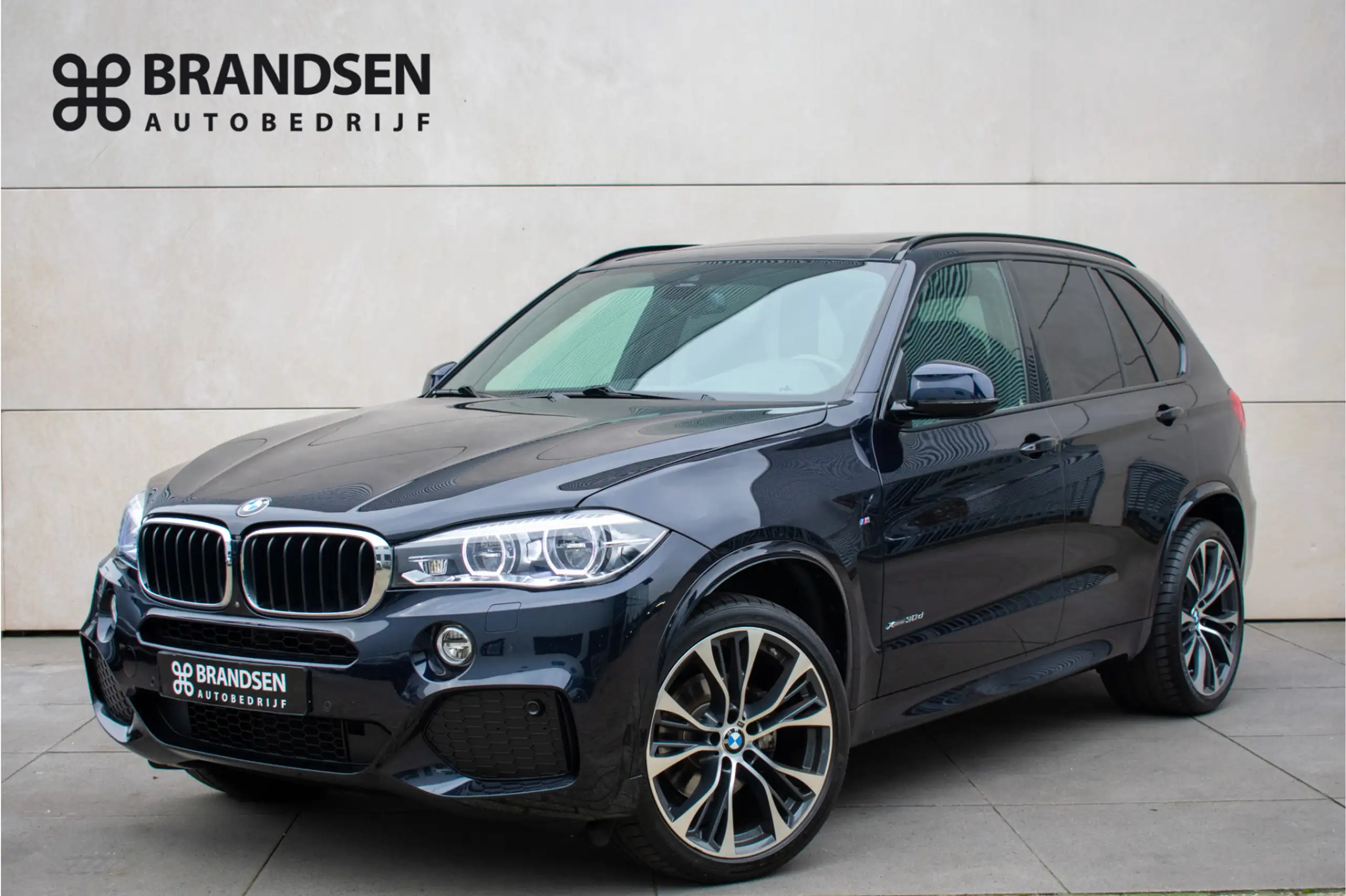 BMW - X5