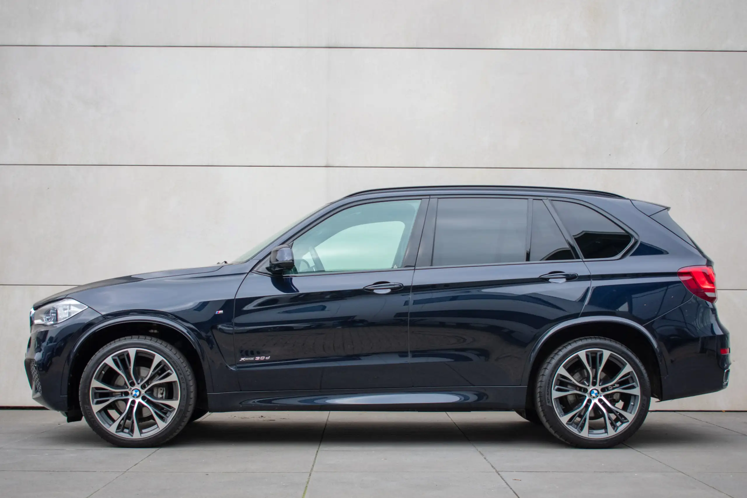 BMW - X5