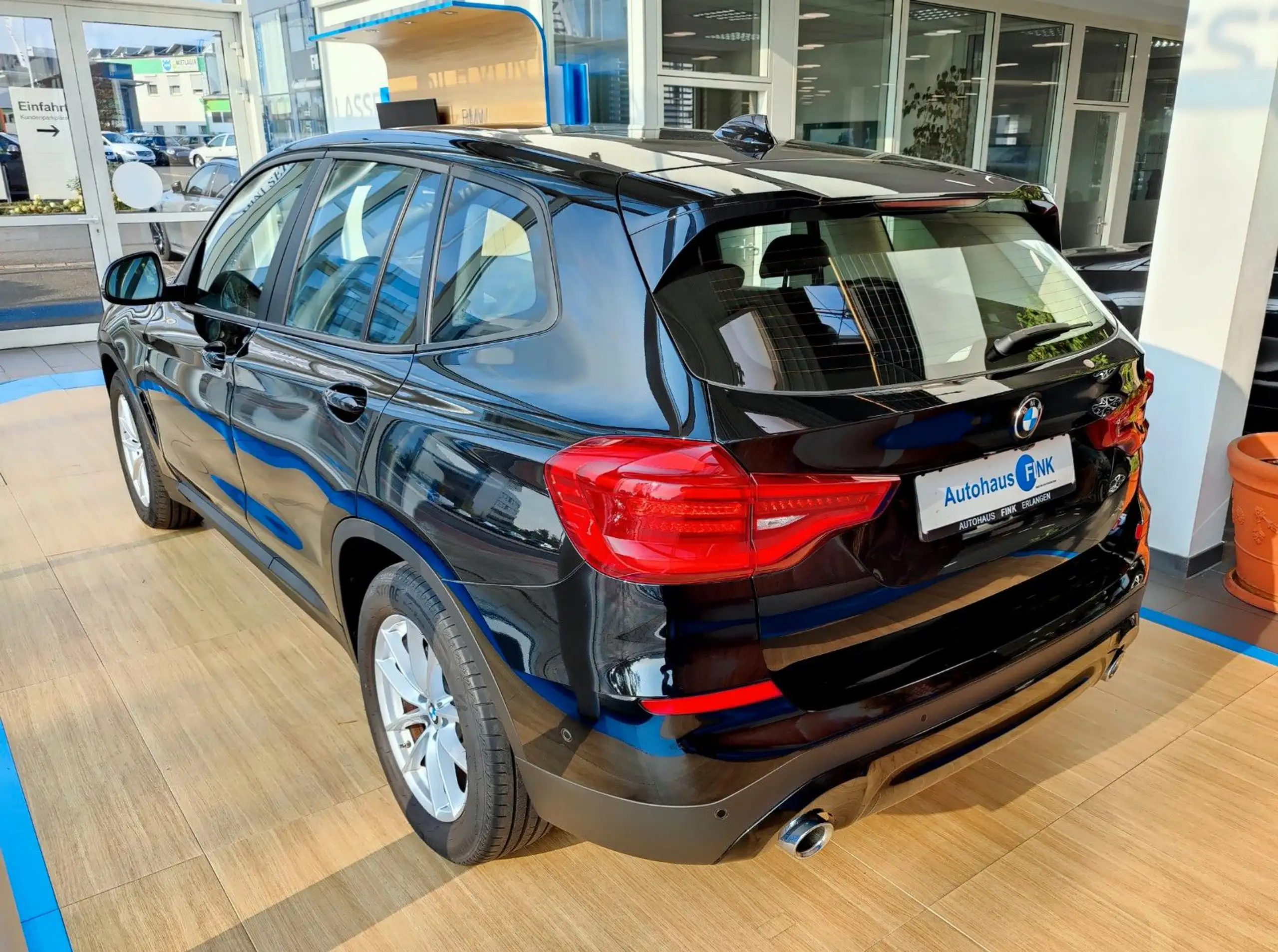 BMW - X3