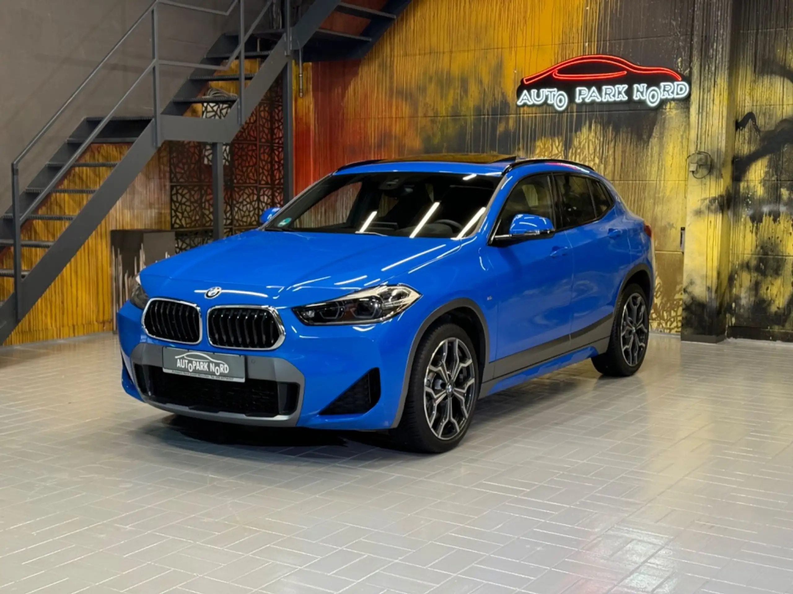 BMW - X2