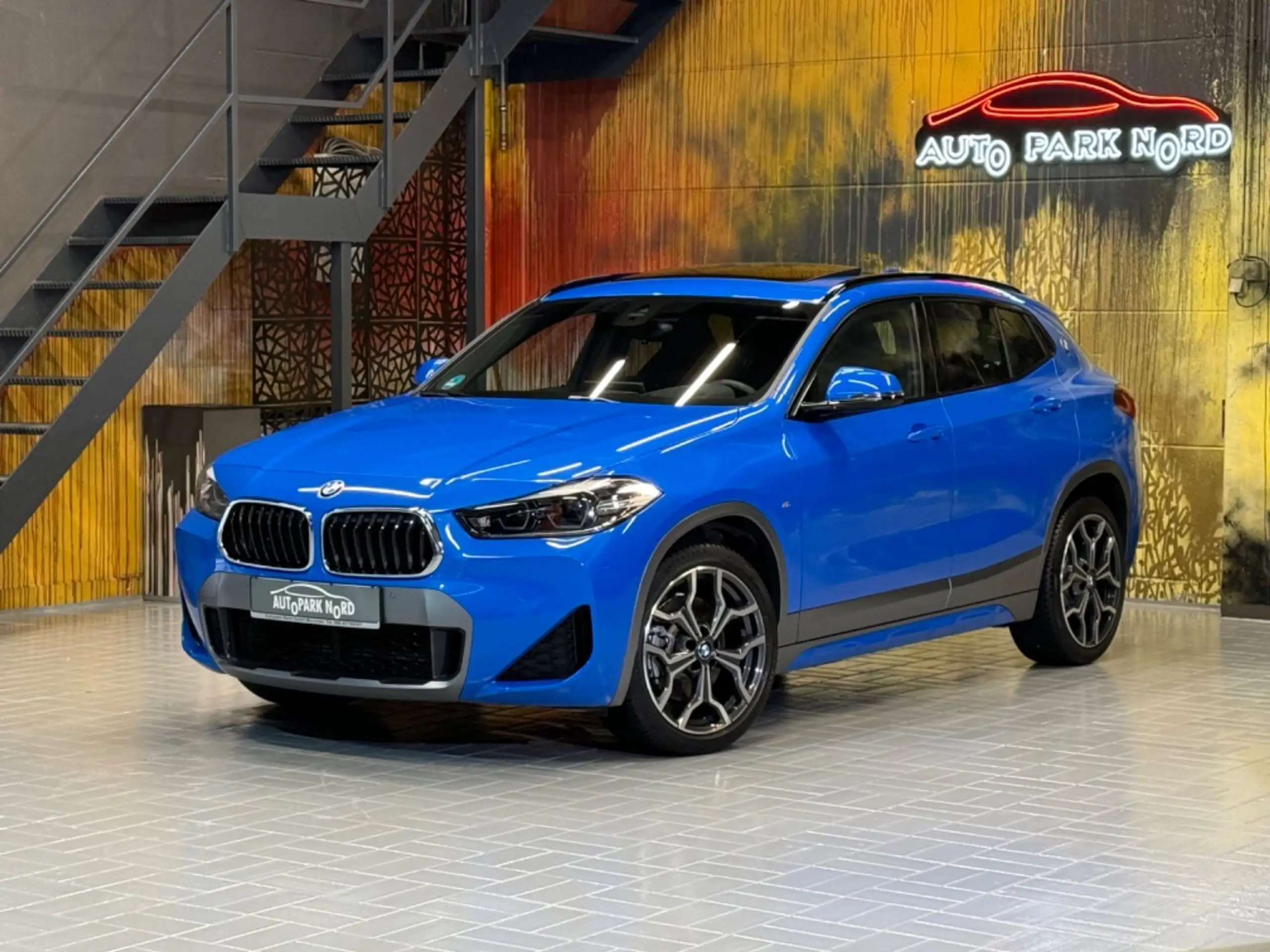 BMW - X2