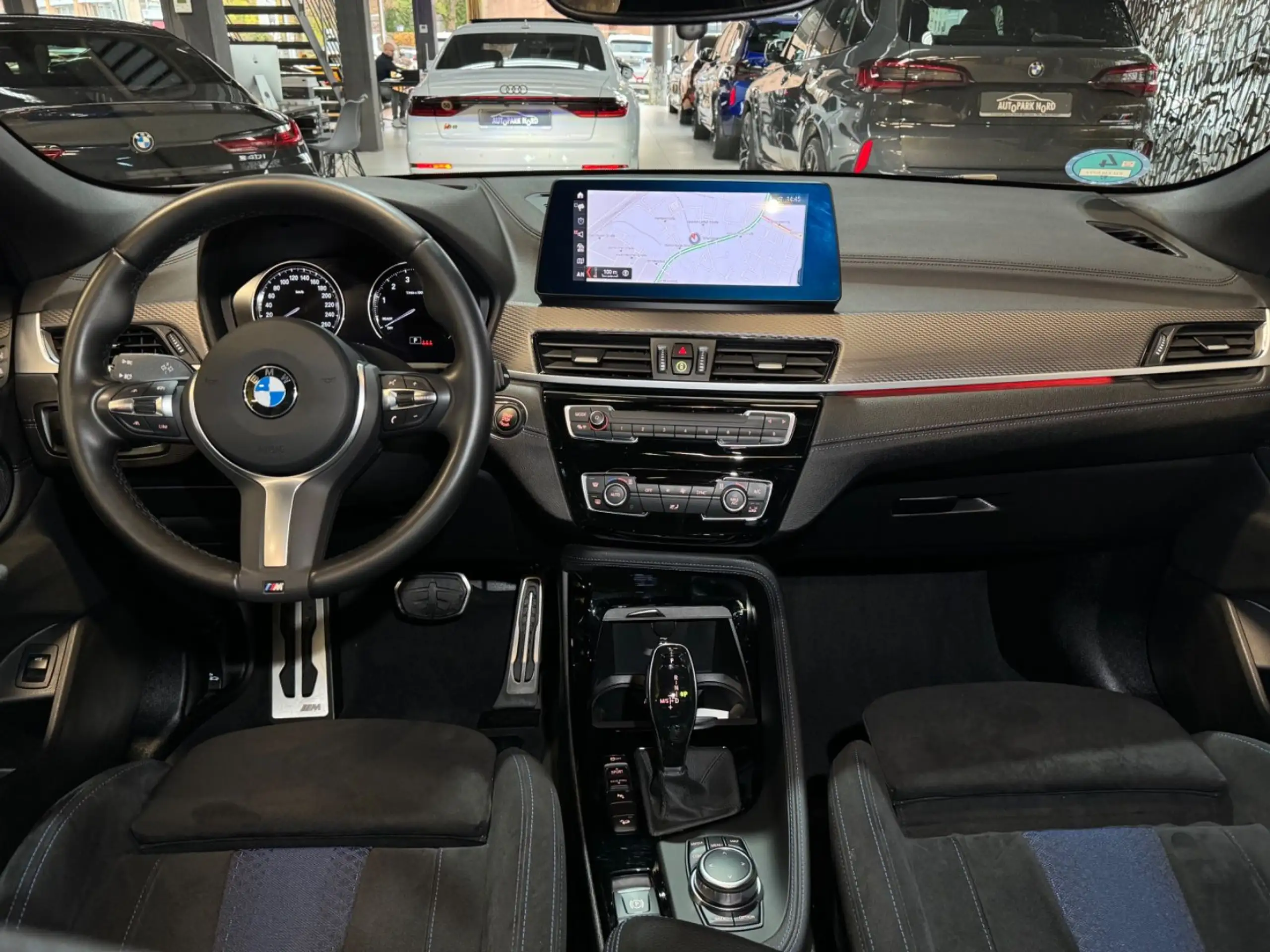 BMW - X2