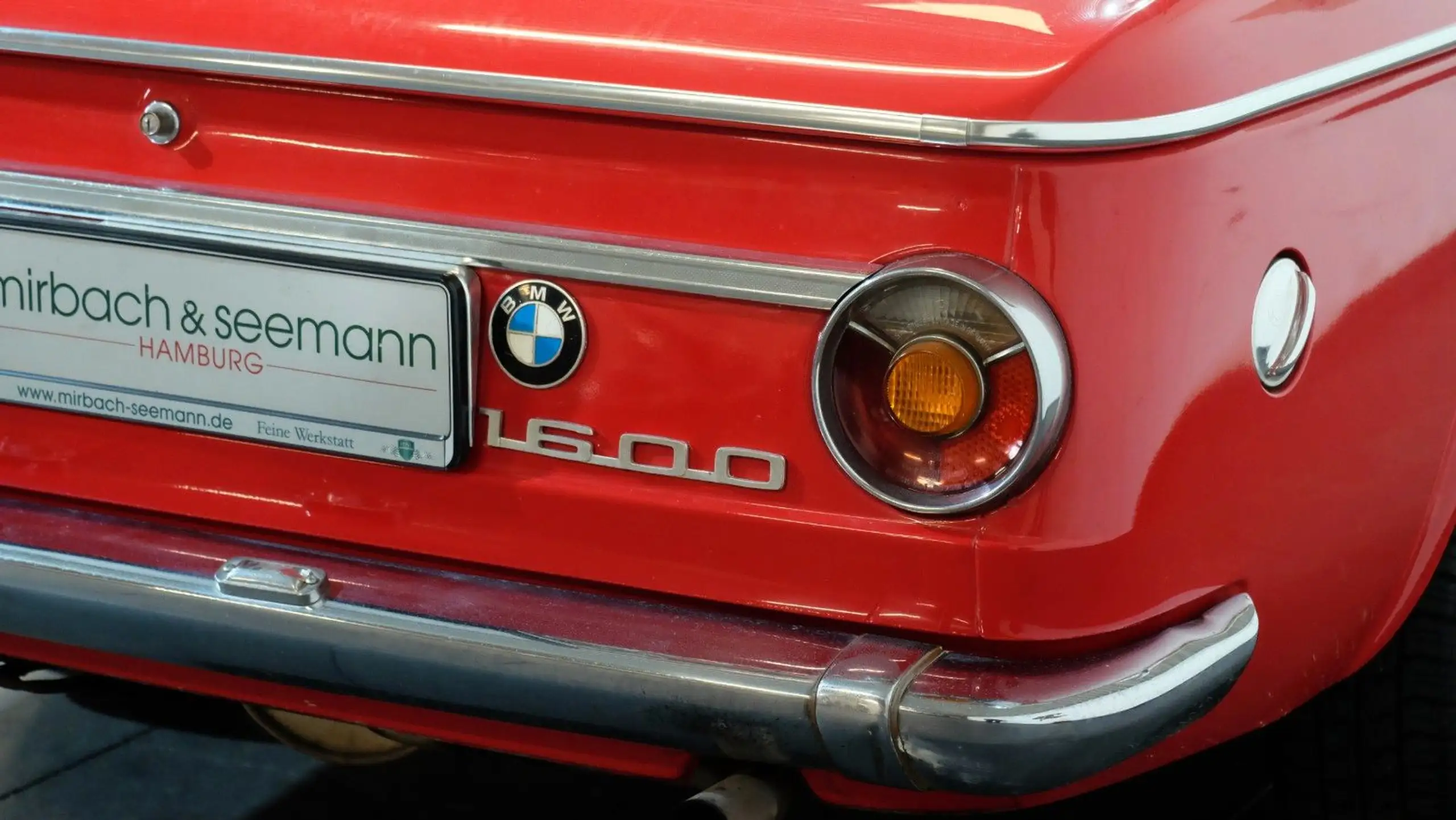 BMW - 2002