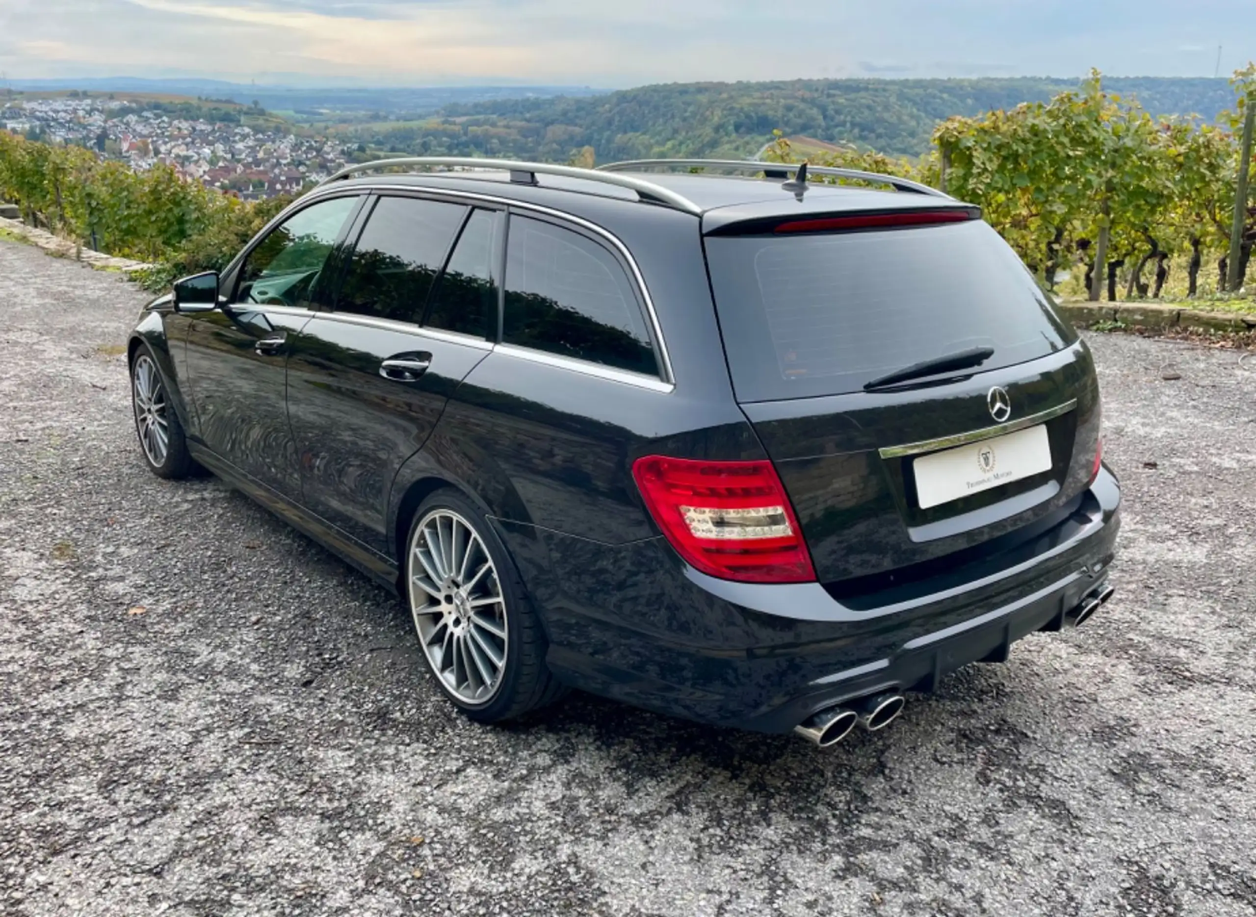 Mercedes-Benz - C 63 AMG