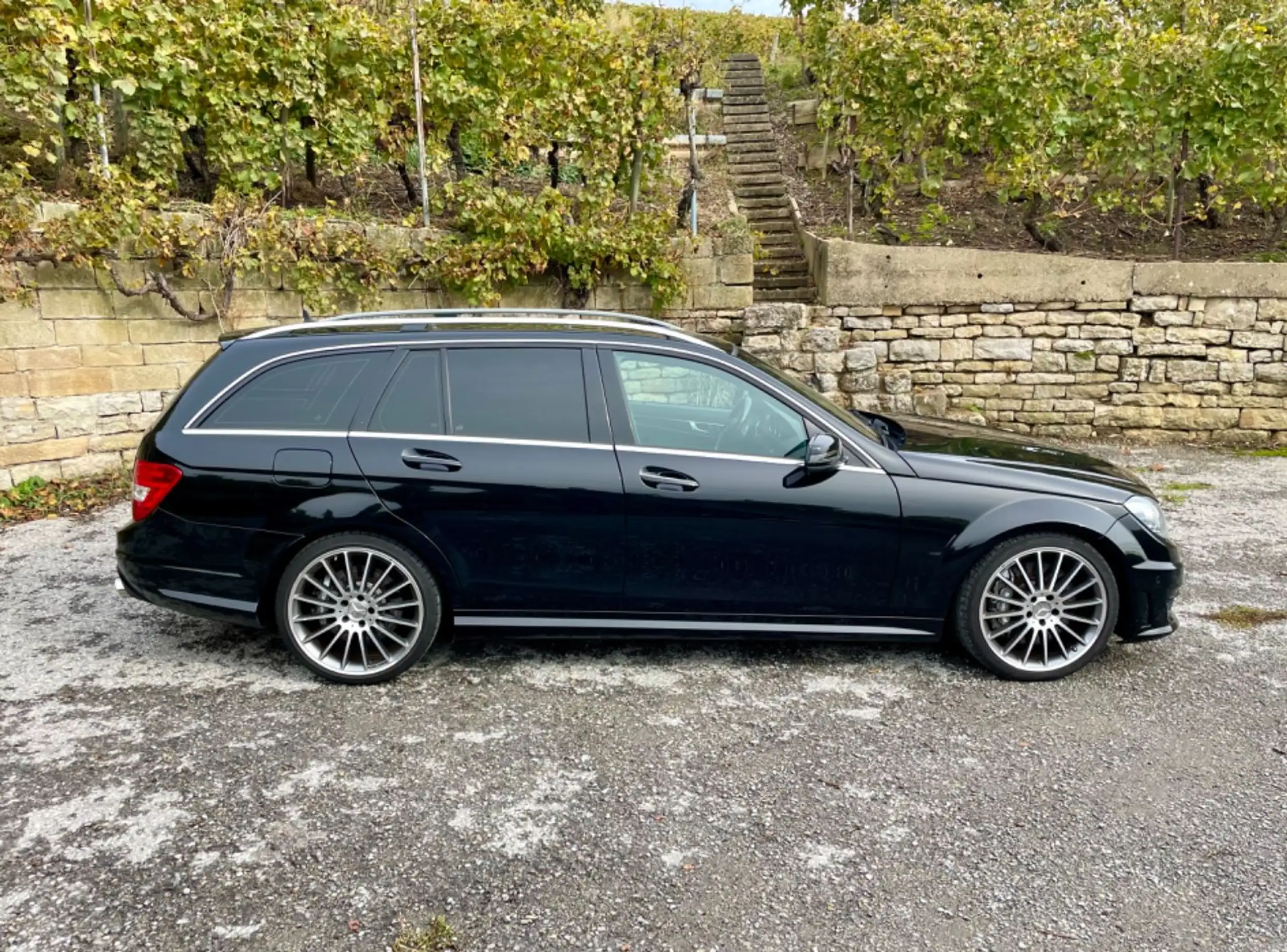 Mercedes-Benz - C 63 AMG