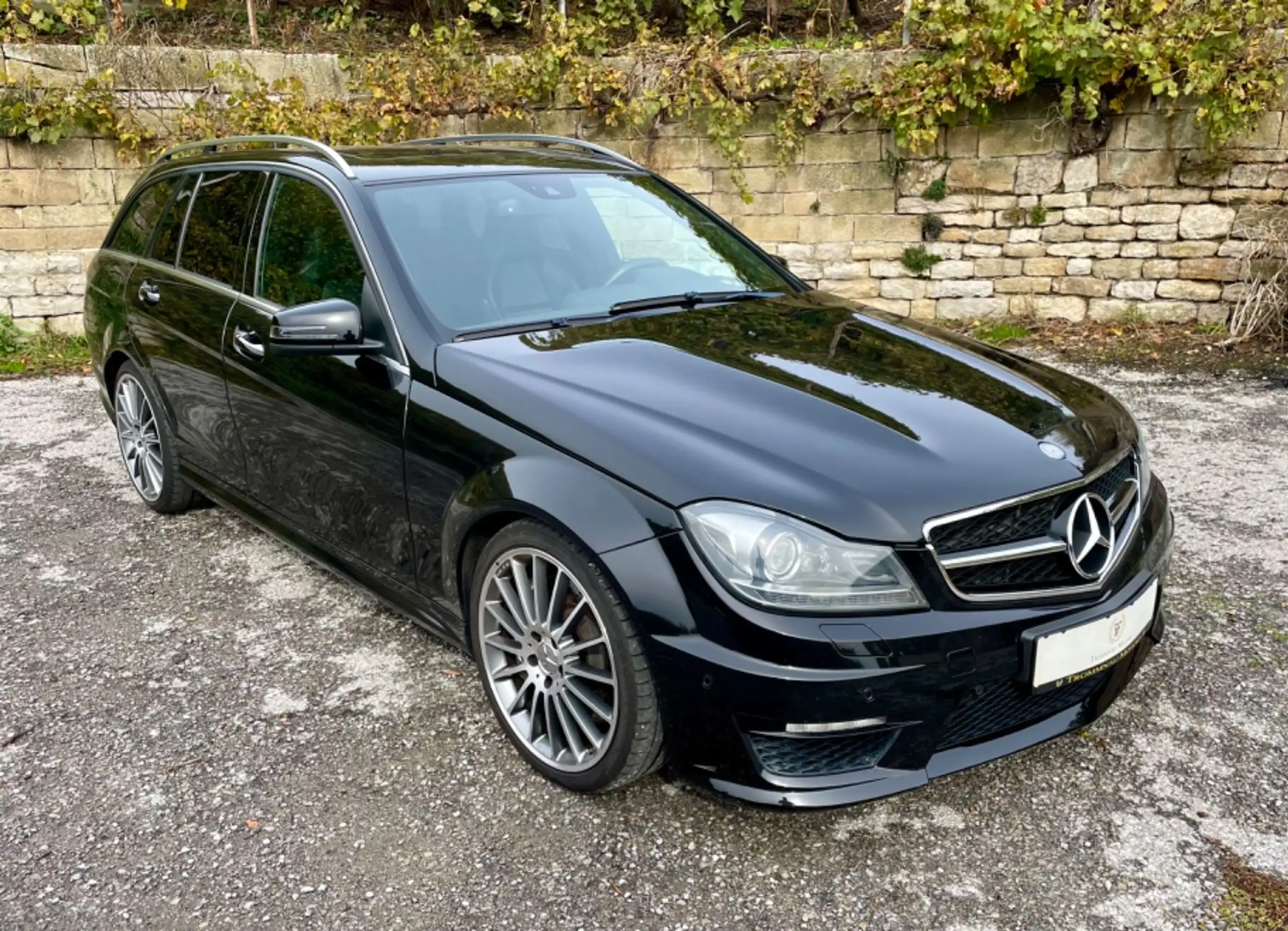 Mercedes-Benz C 63 AMG 2011