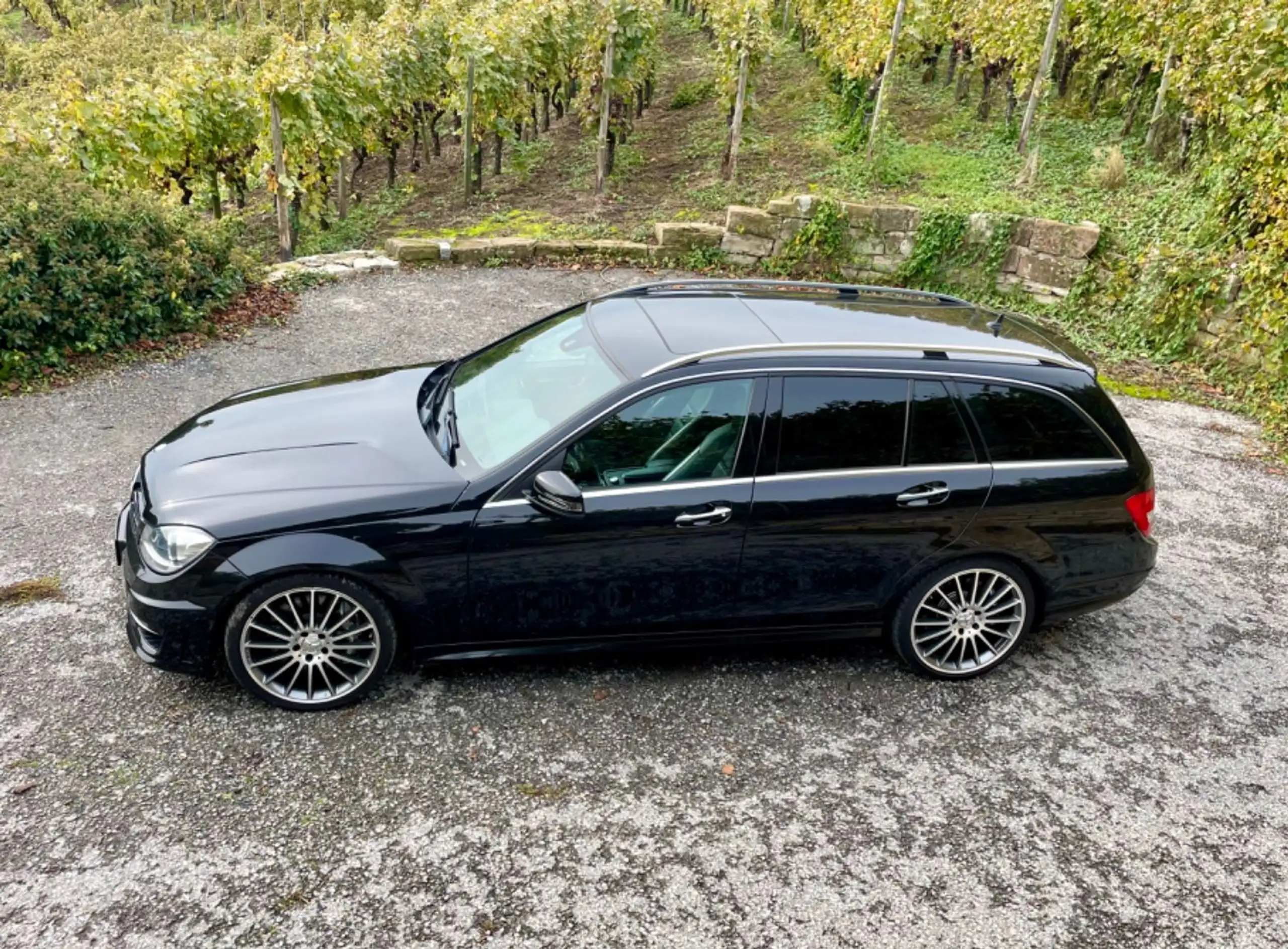 Mercedes-Benz - C 63 AMG