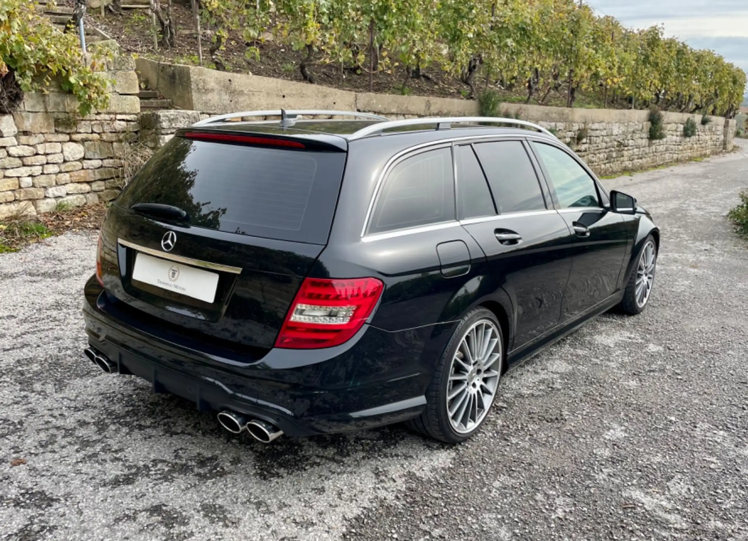 Mercedes-Benz - C 63 AMG