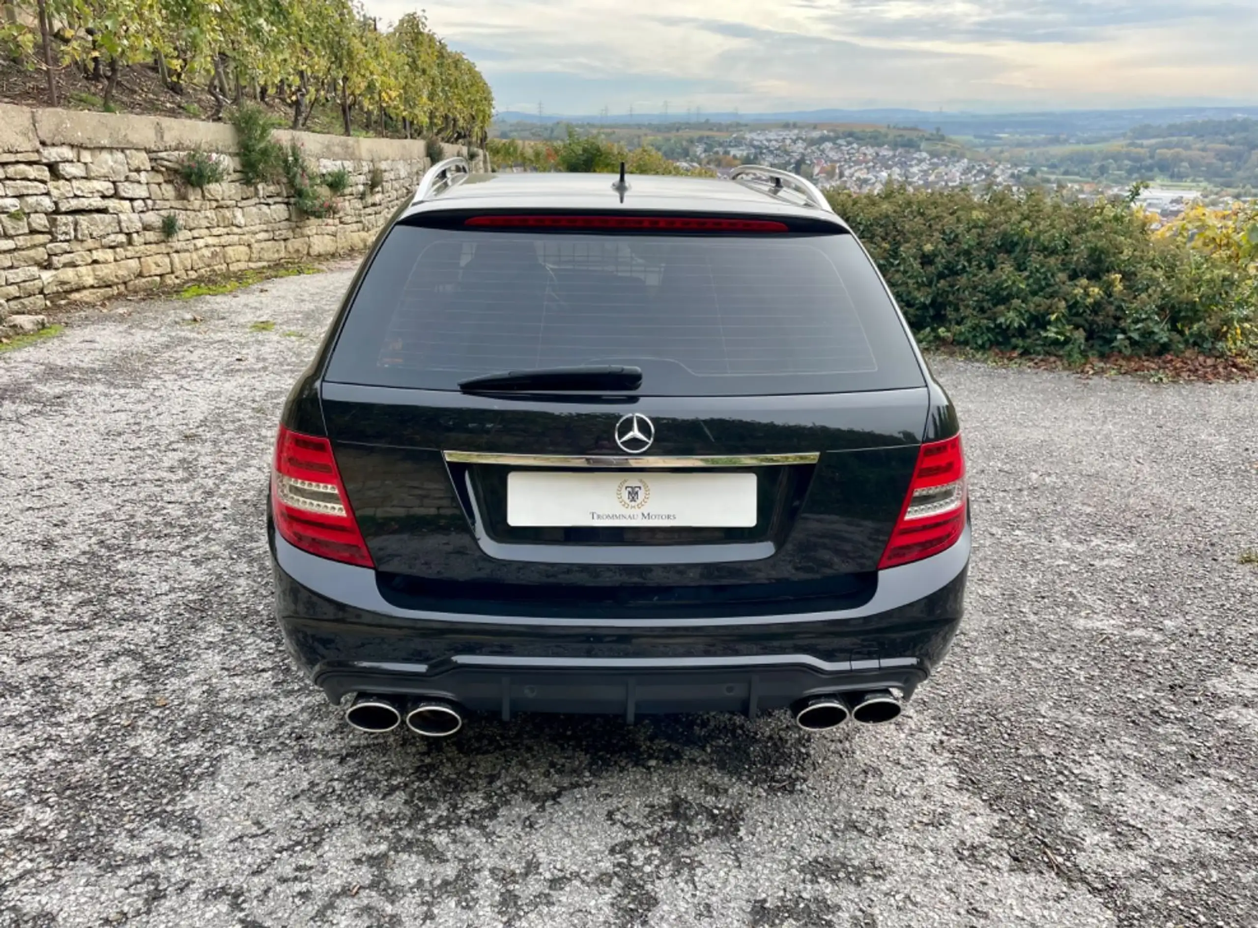 Mercedes-Benz - C 63 AMG