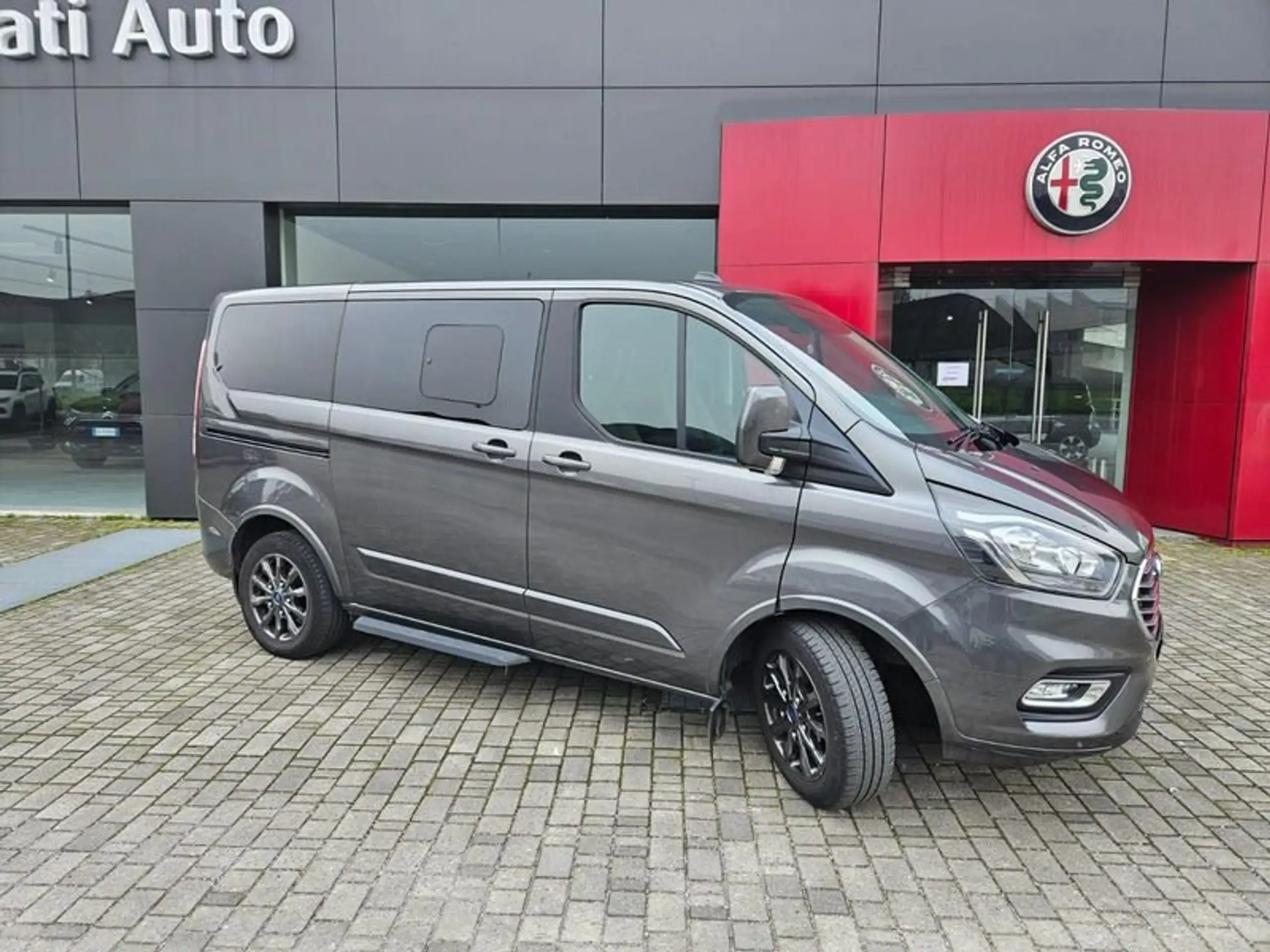 Ford - Tourneo Custom