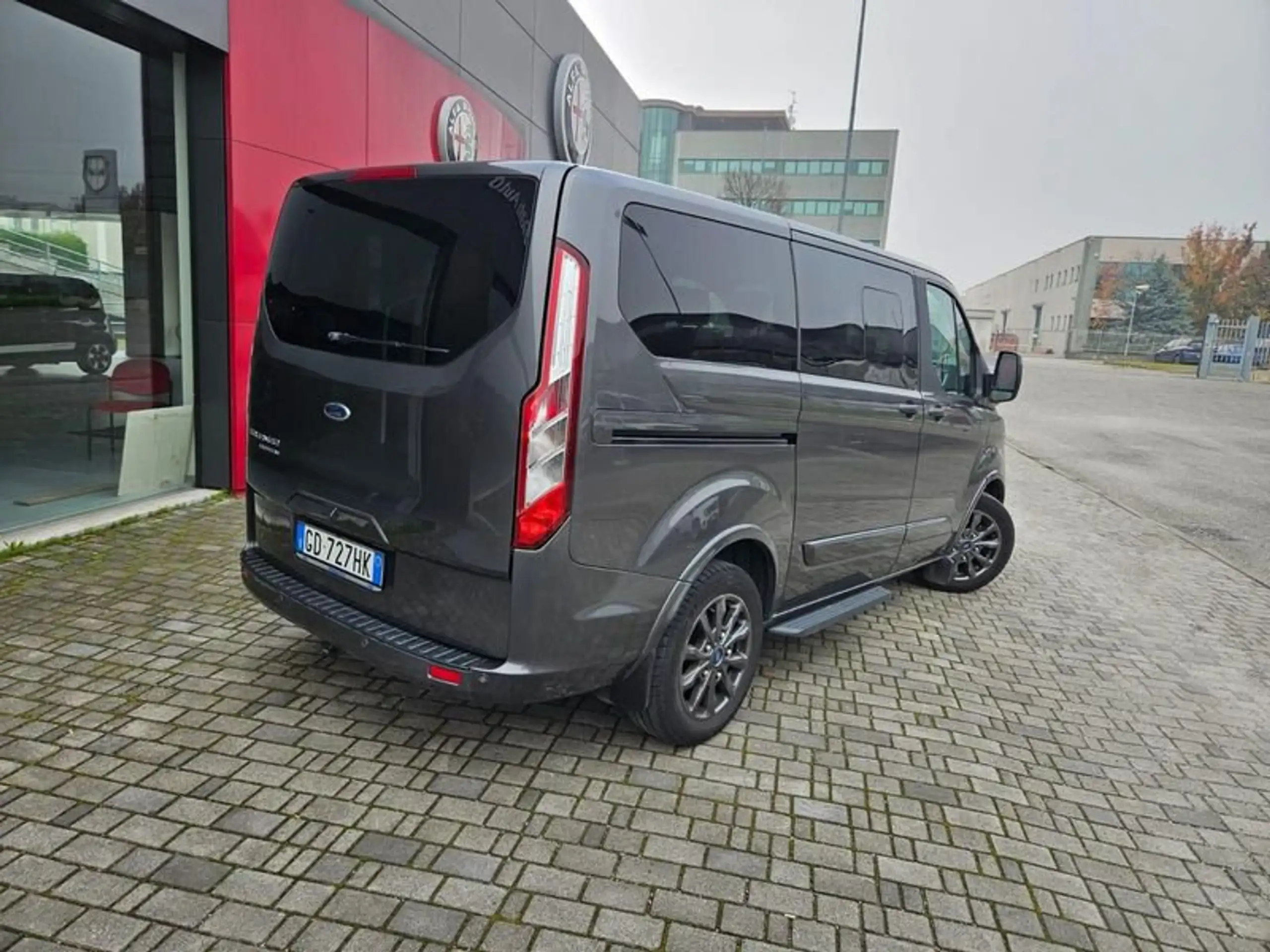 Ford - Tourneo Custom