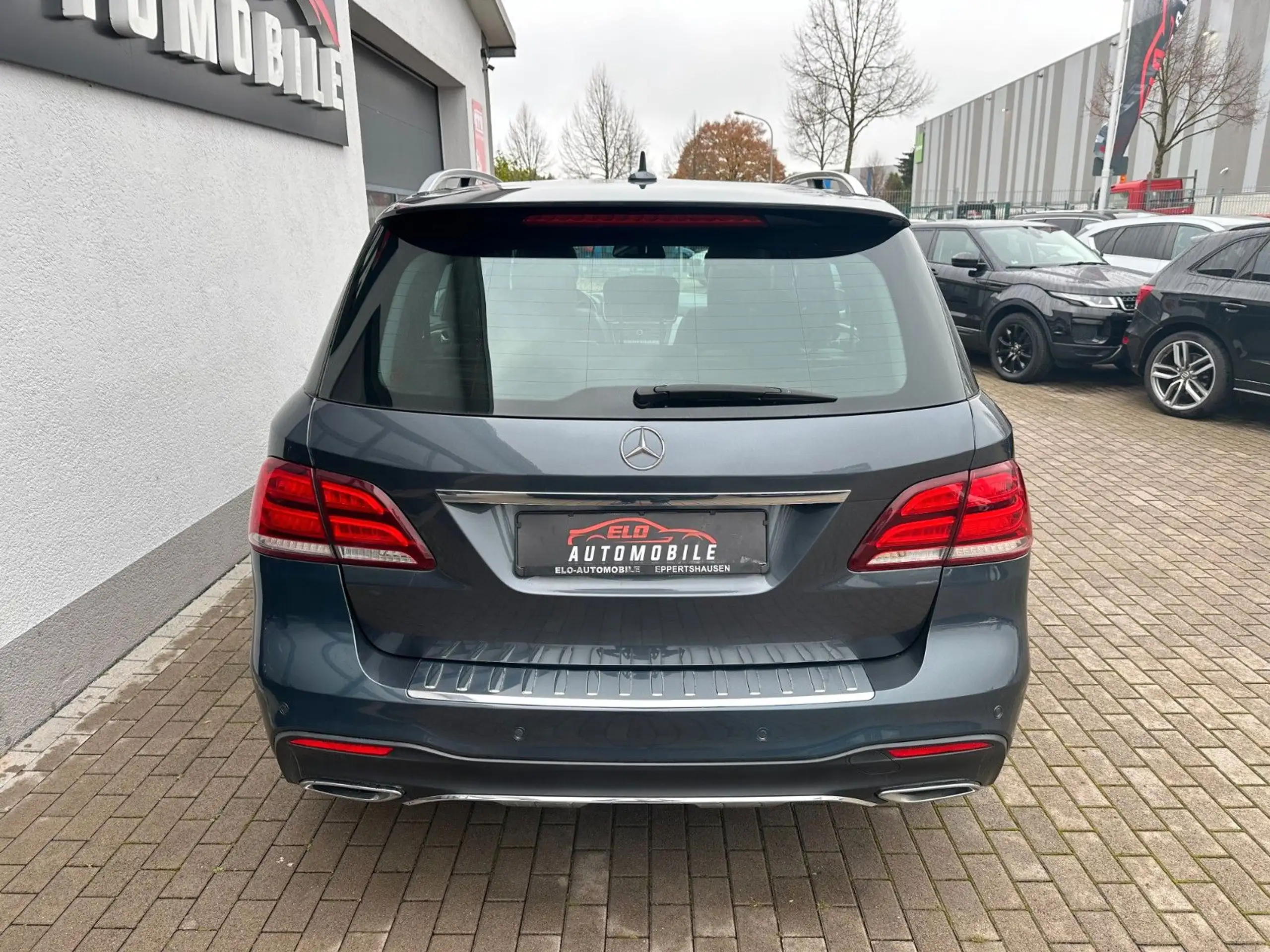 Mercedes-Benz - GLE 350