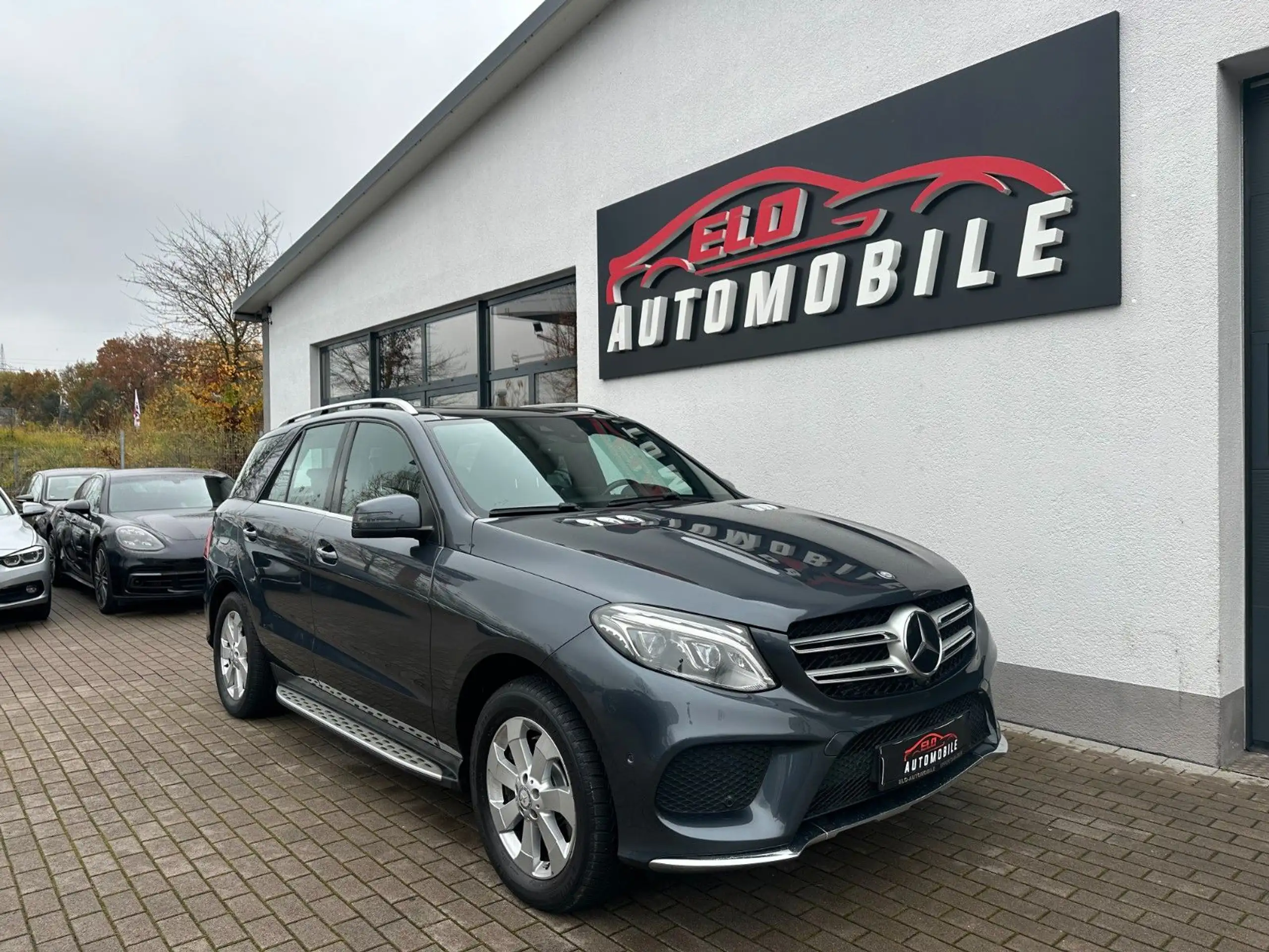 Mercedes-Benz - GLE 350