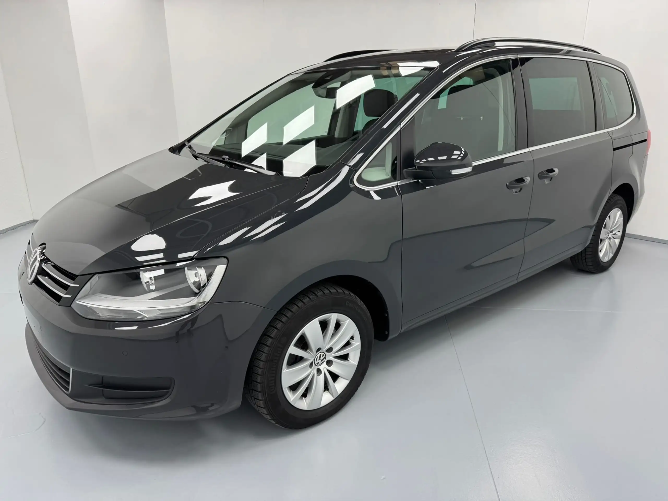 Volkswagen - Sharan