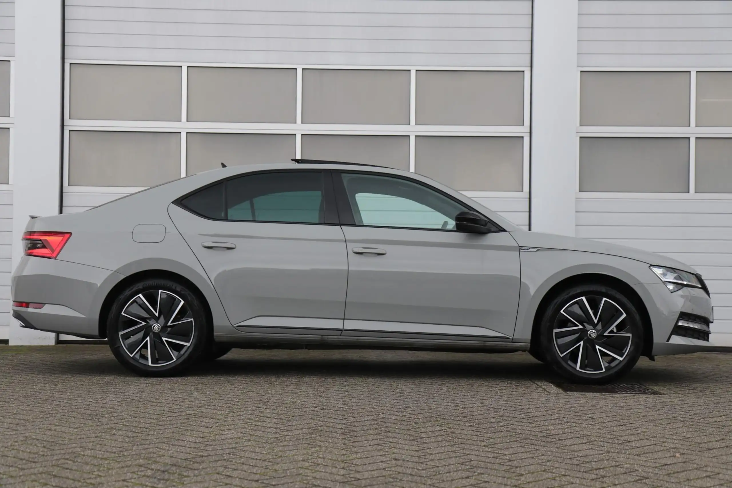 Skoda - Superb