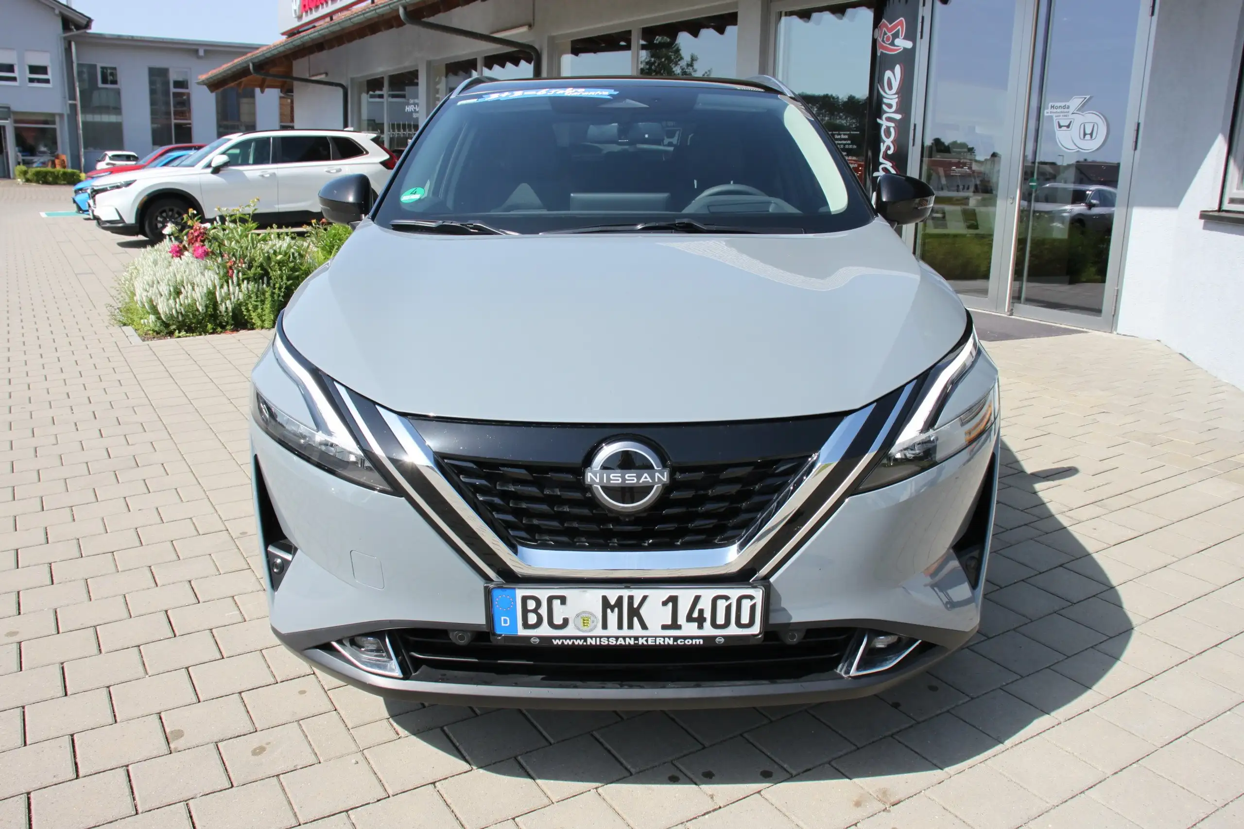 Nissan - Qashqai