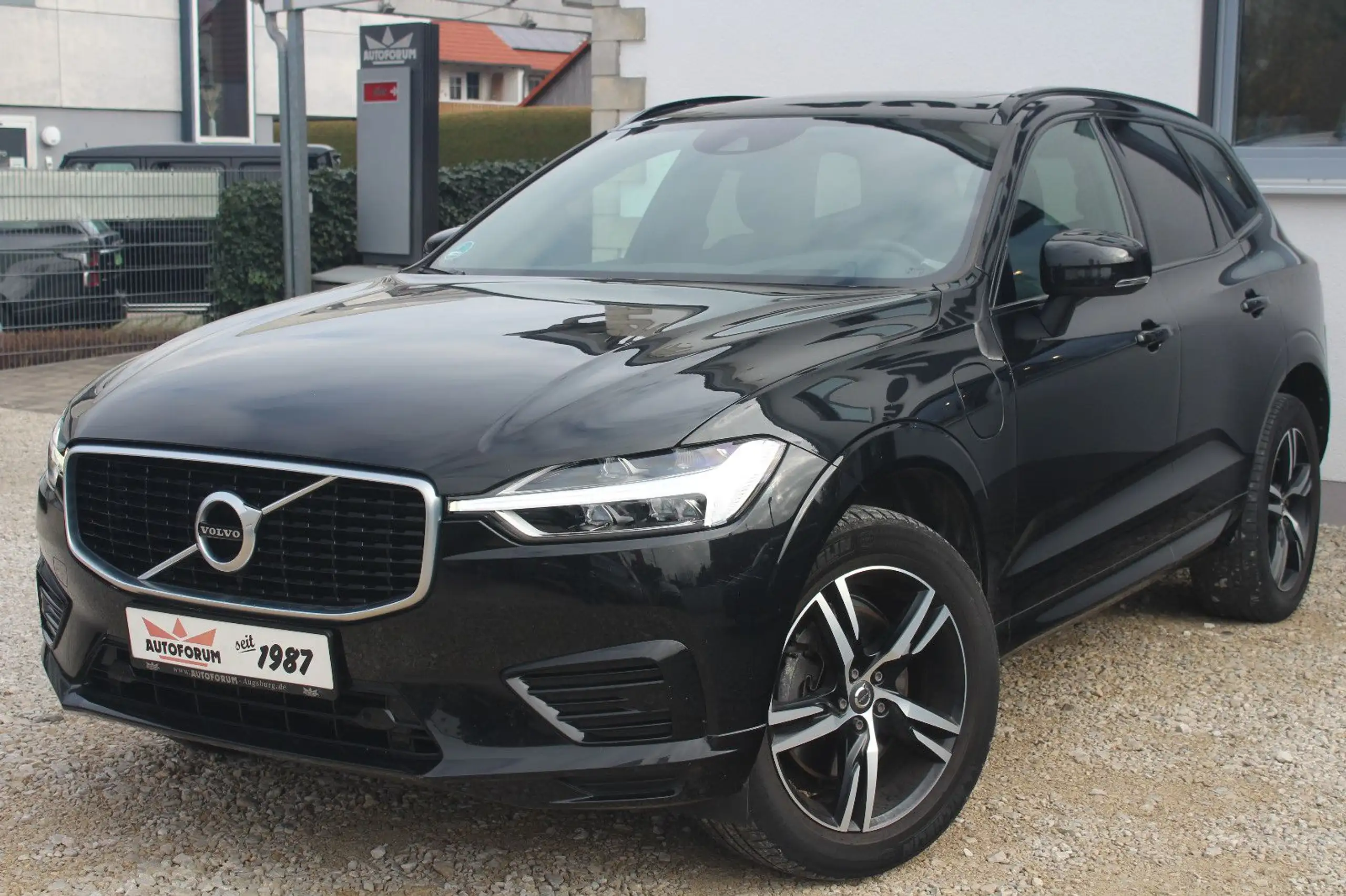 Volvo - XC60