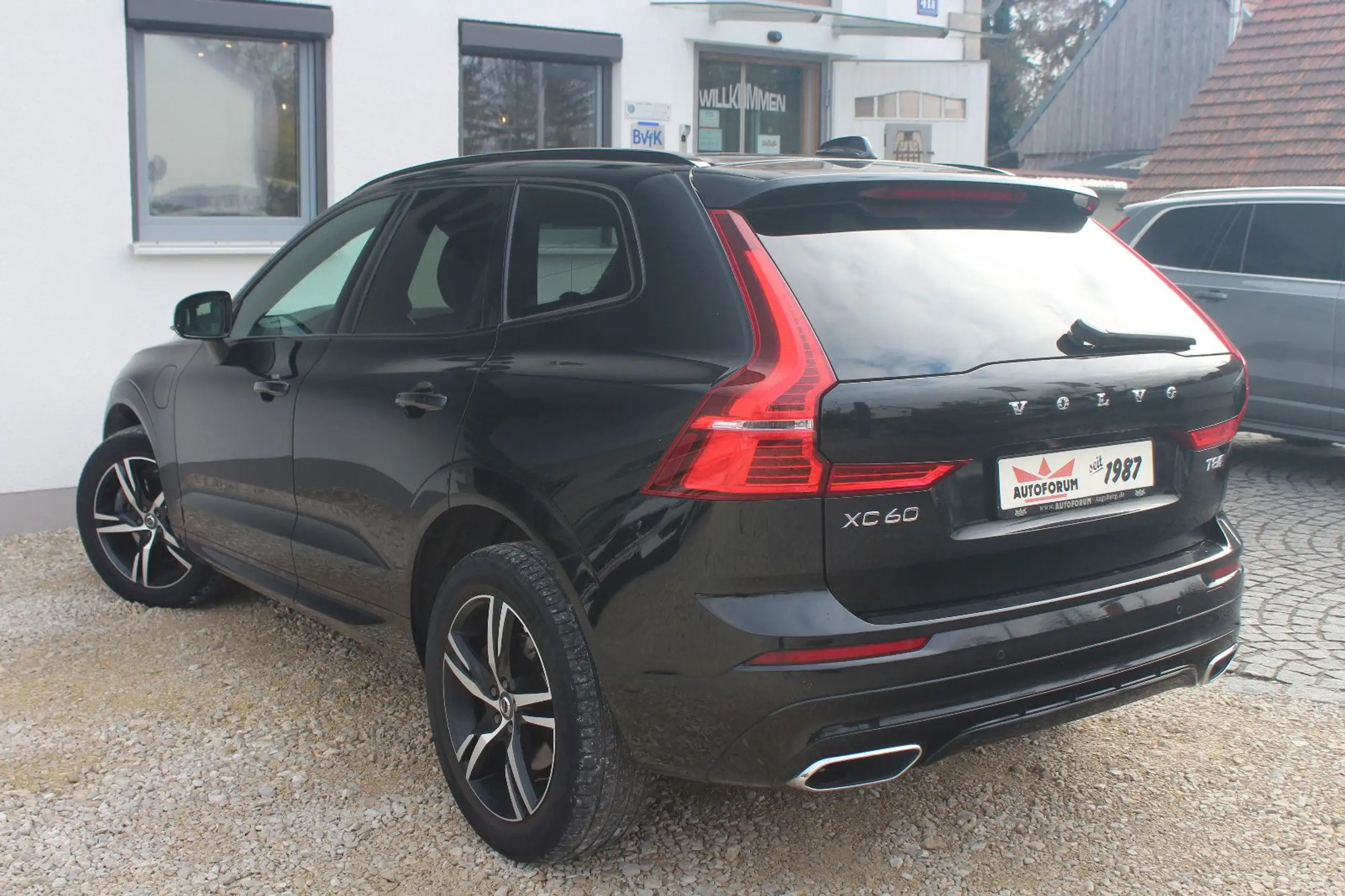 Volvo - XC60