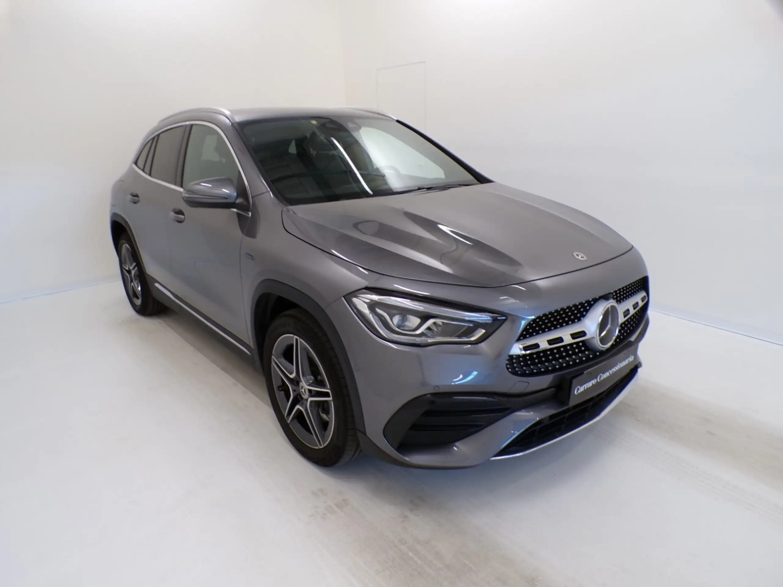 Mercedes-Benz - GLA 250