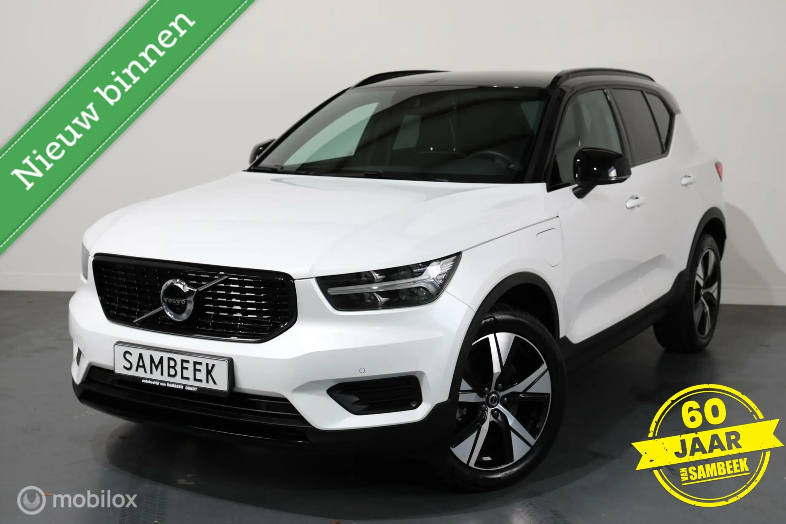 Volvo - XC40