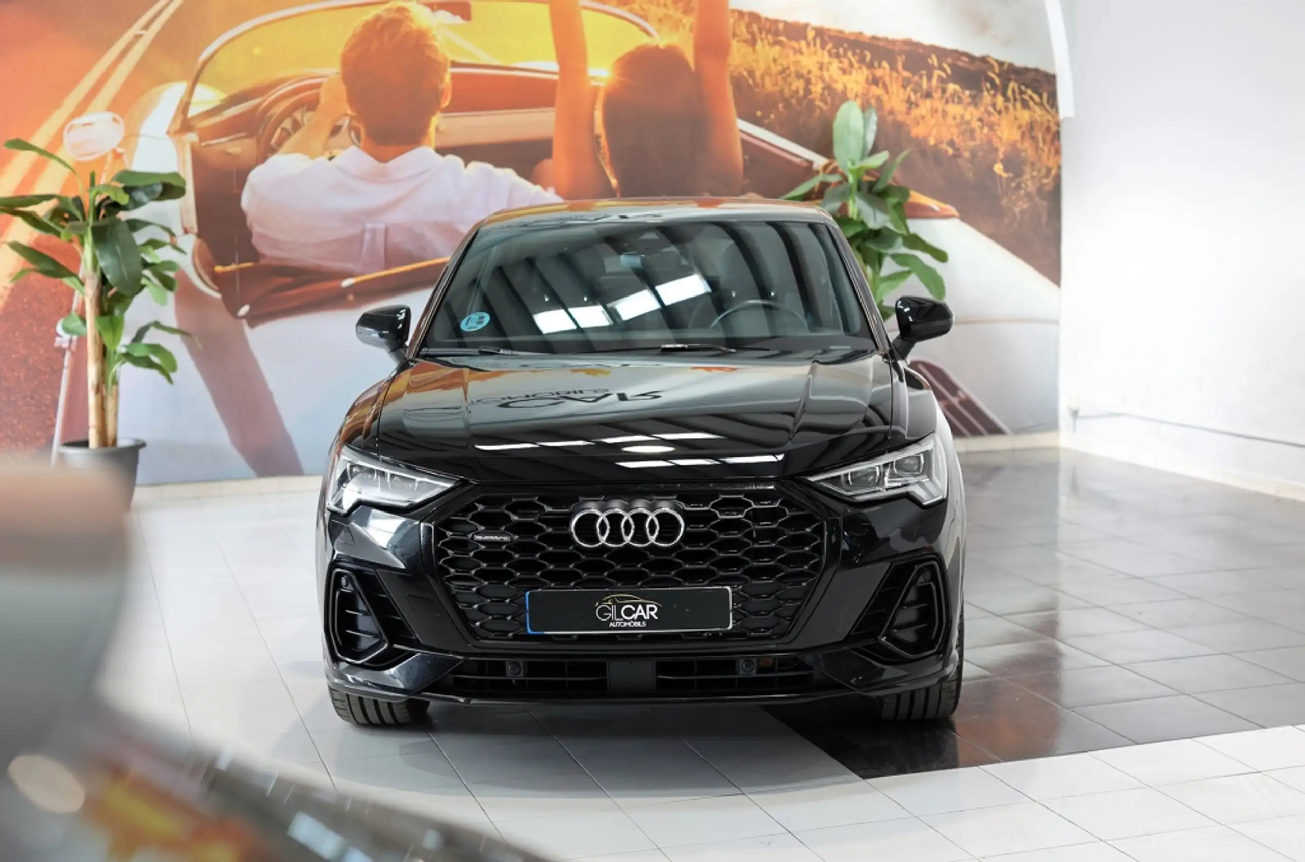 Audi - Q3