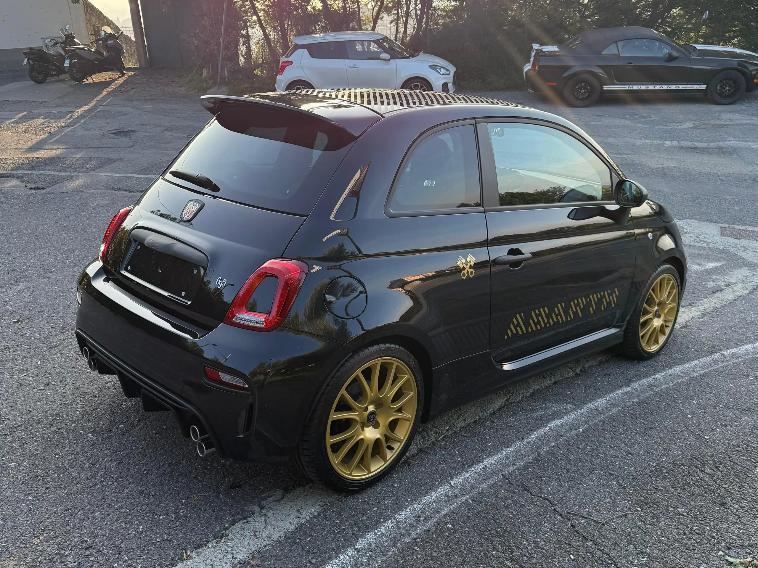 Abarth - 695