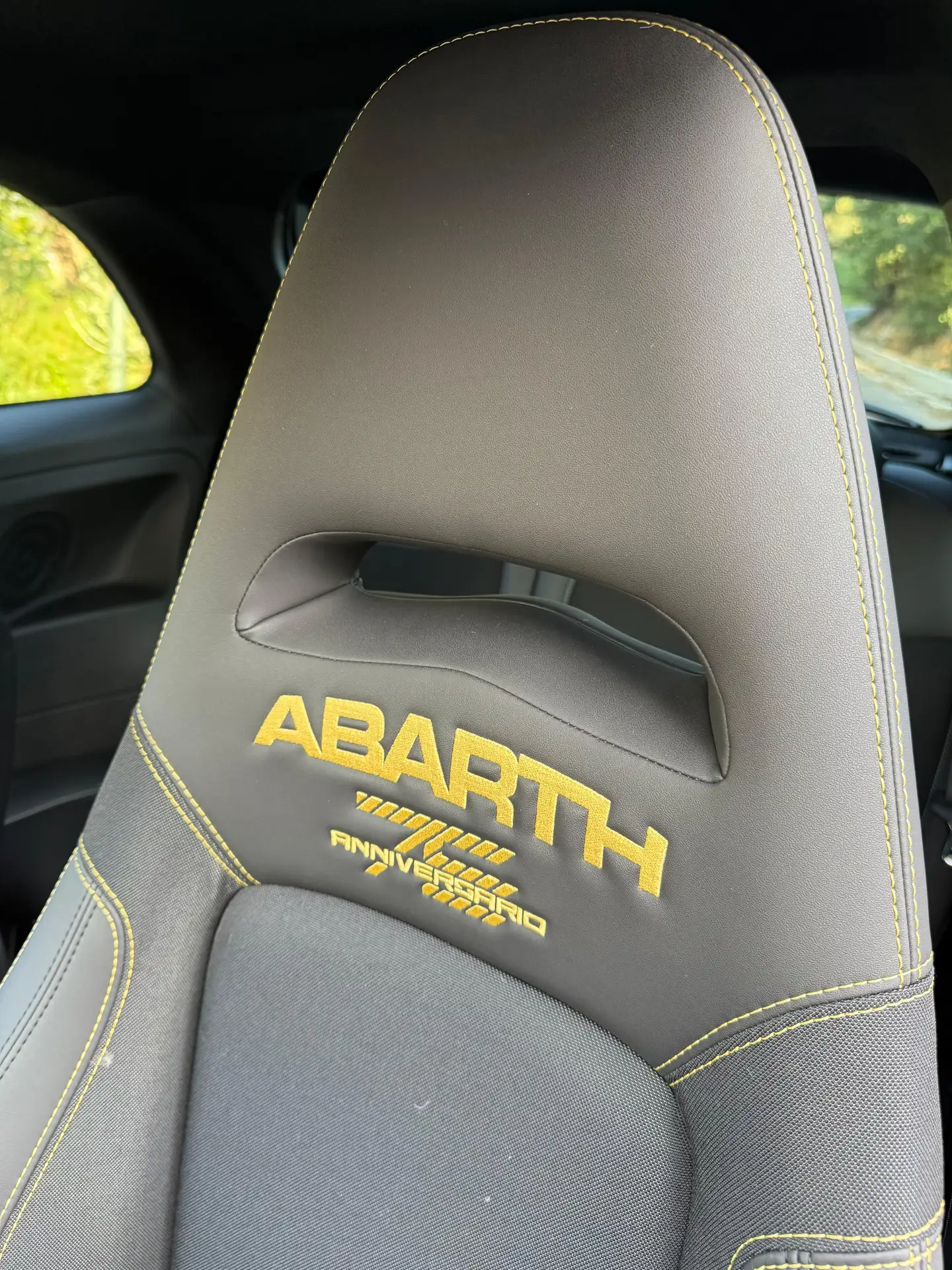 Abarth - 695