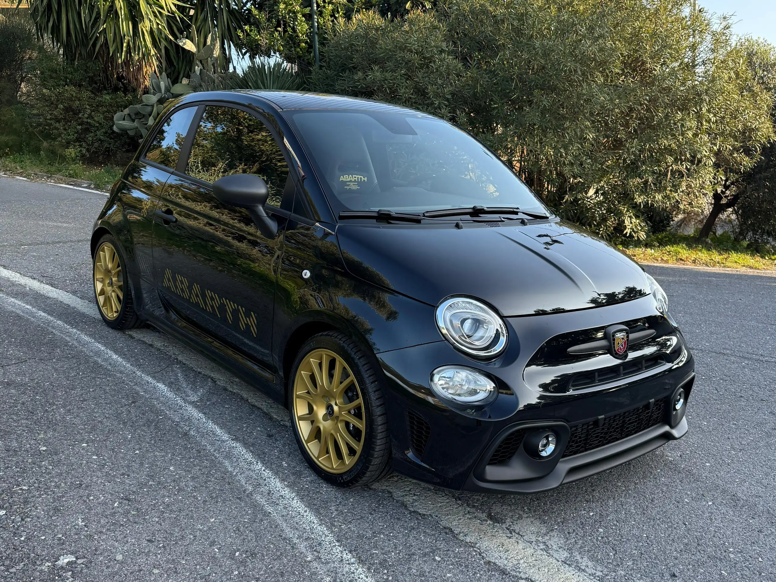 Abarth - 695