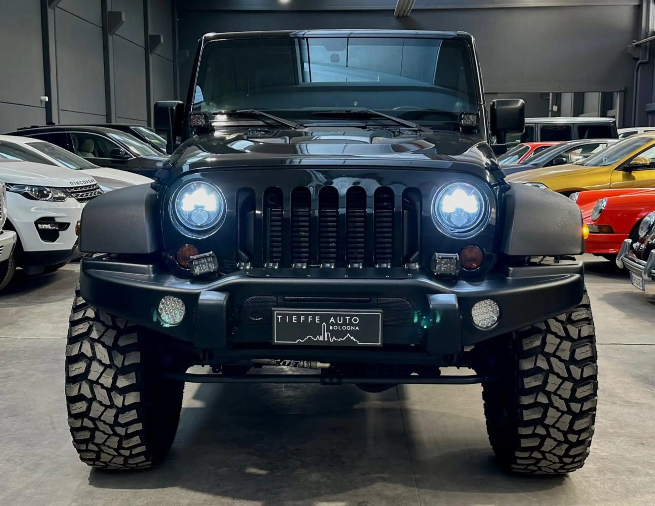 Jeep - Wrangler