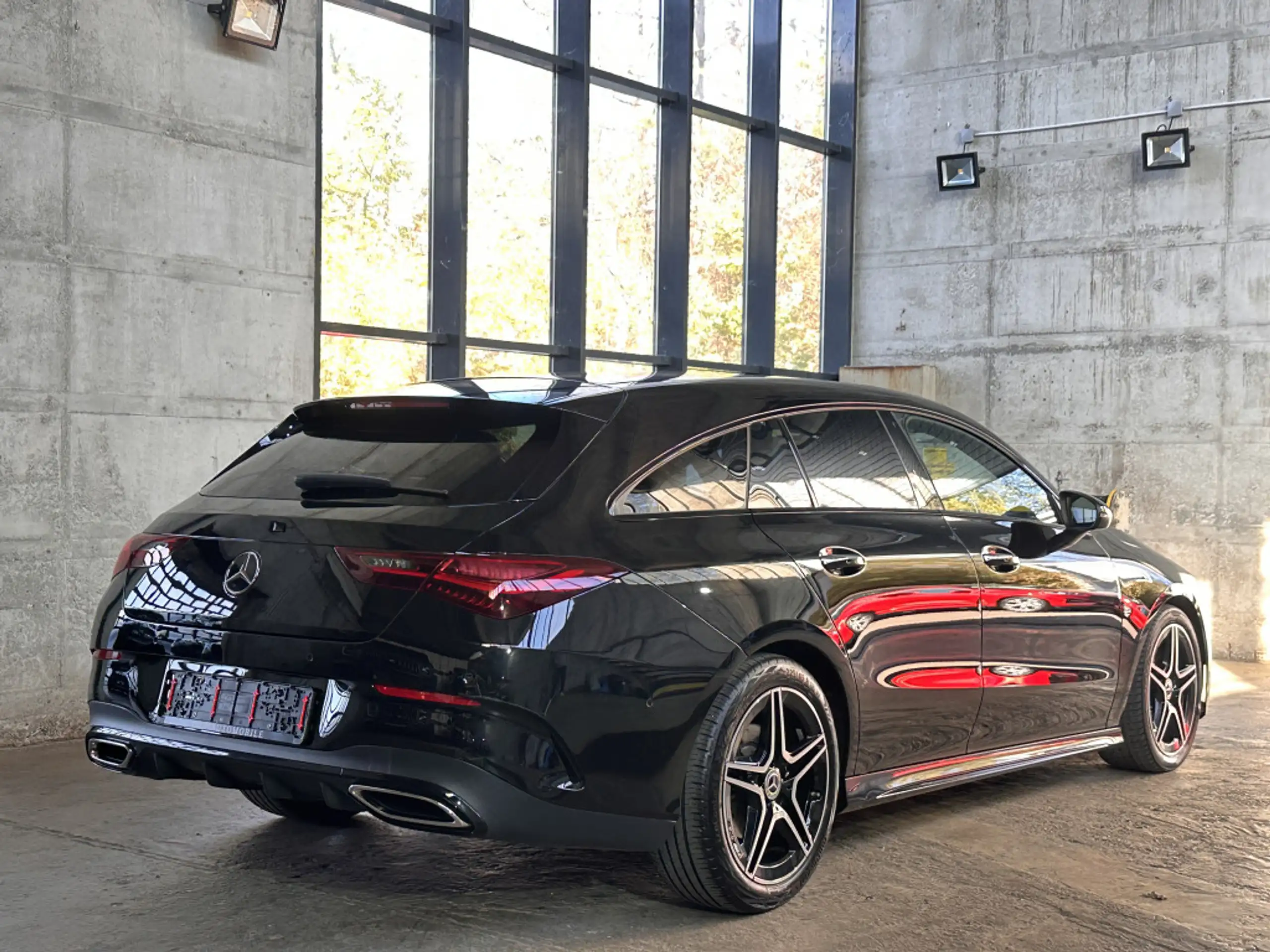 Mercedes-Benz - CLA 220