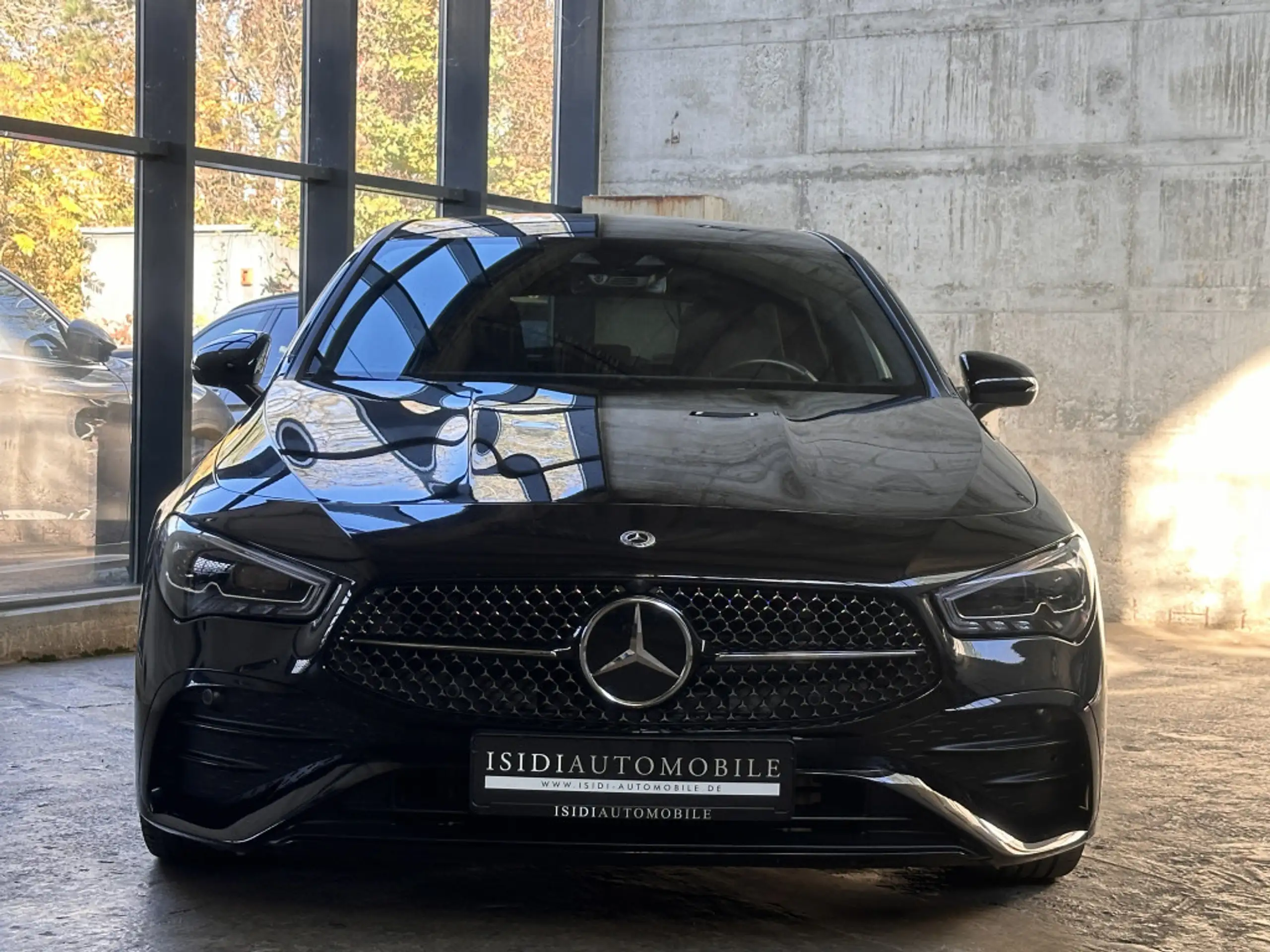 Mercedes-Benz - CLA 220