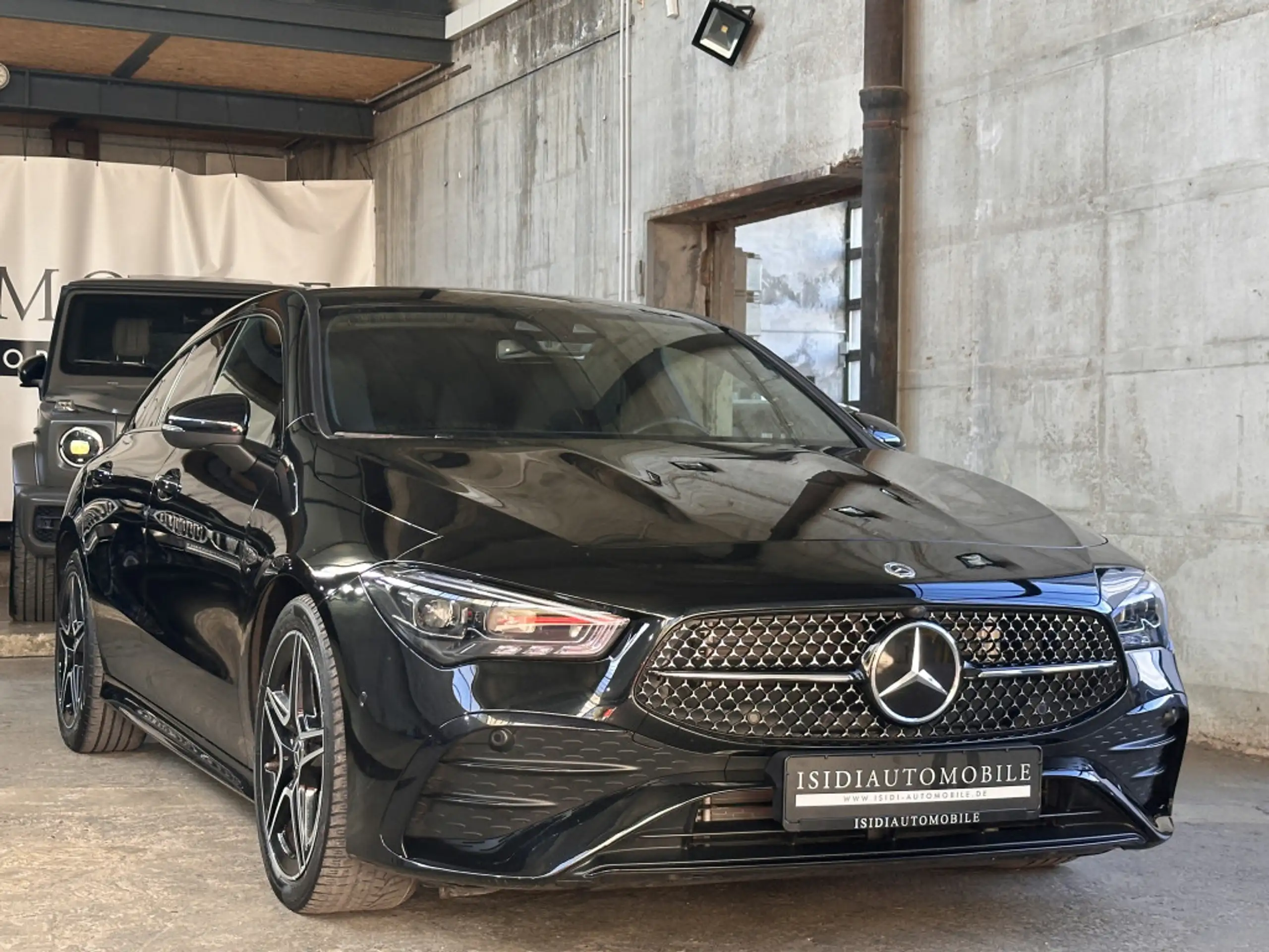 Mercedes-Benz - CLA 220