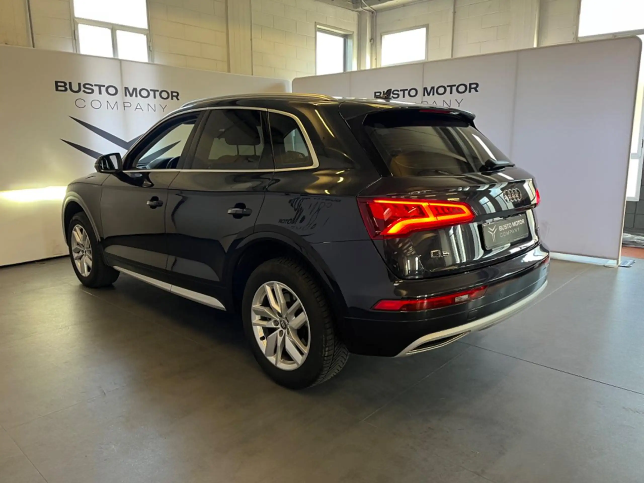 Audi - Q5