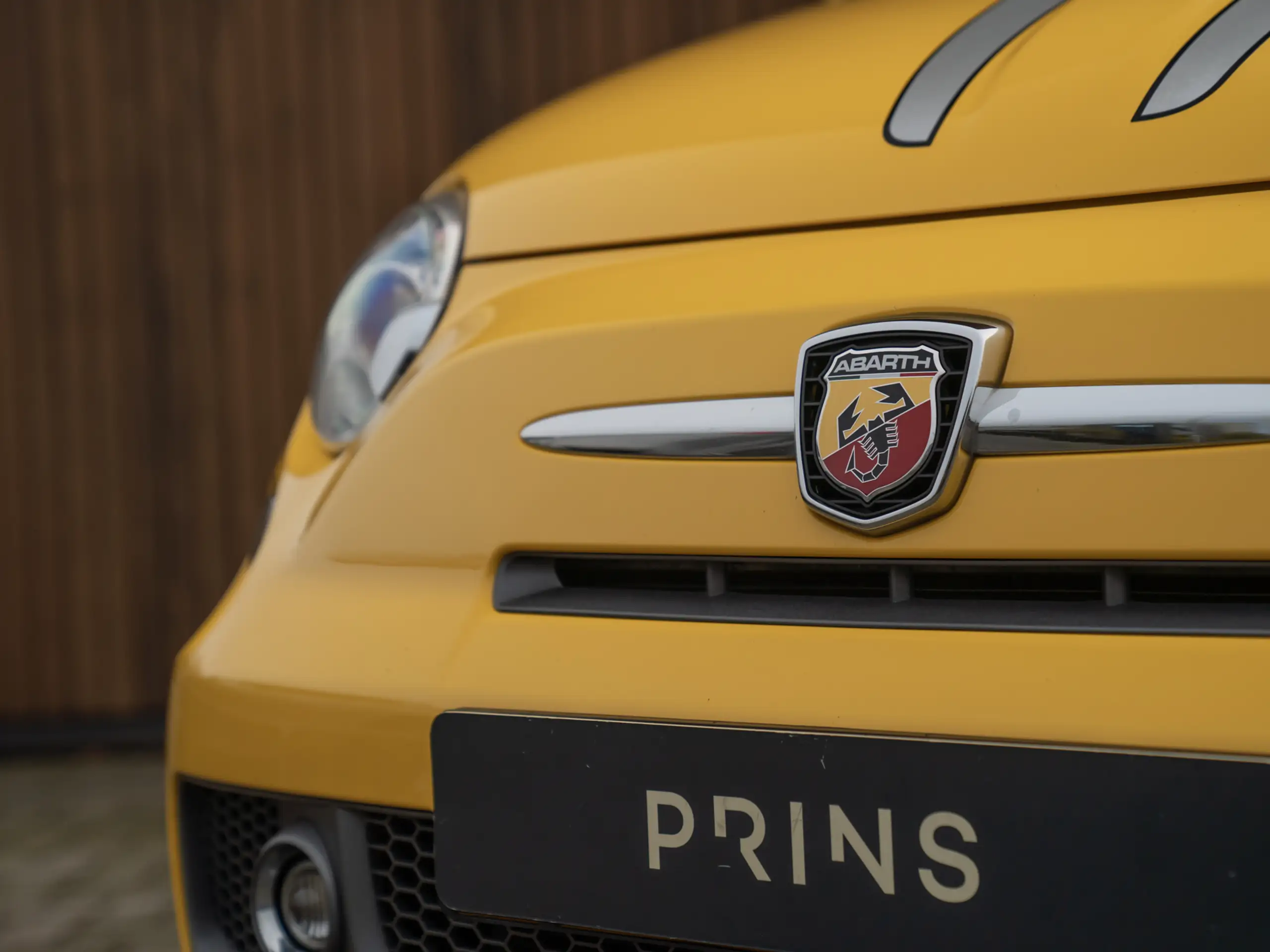 Abarth - 695