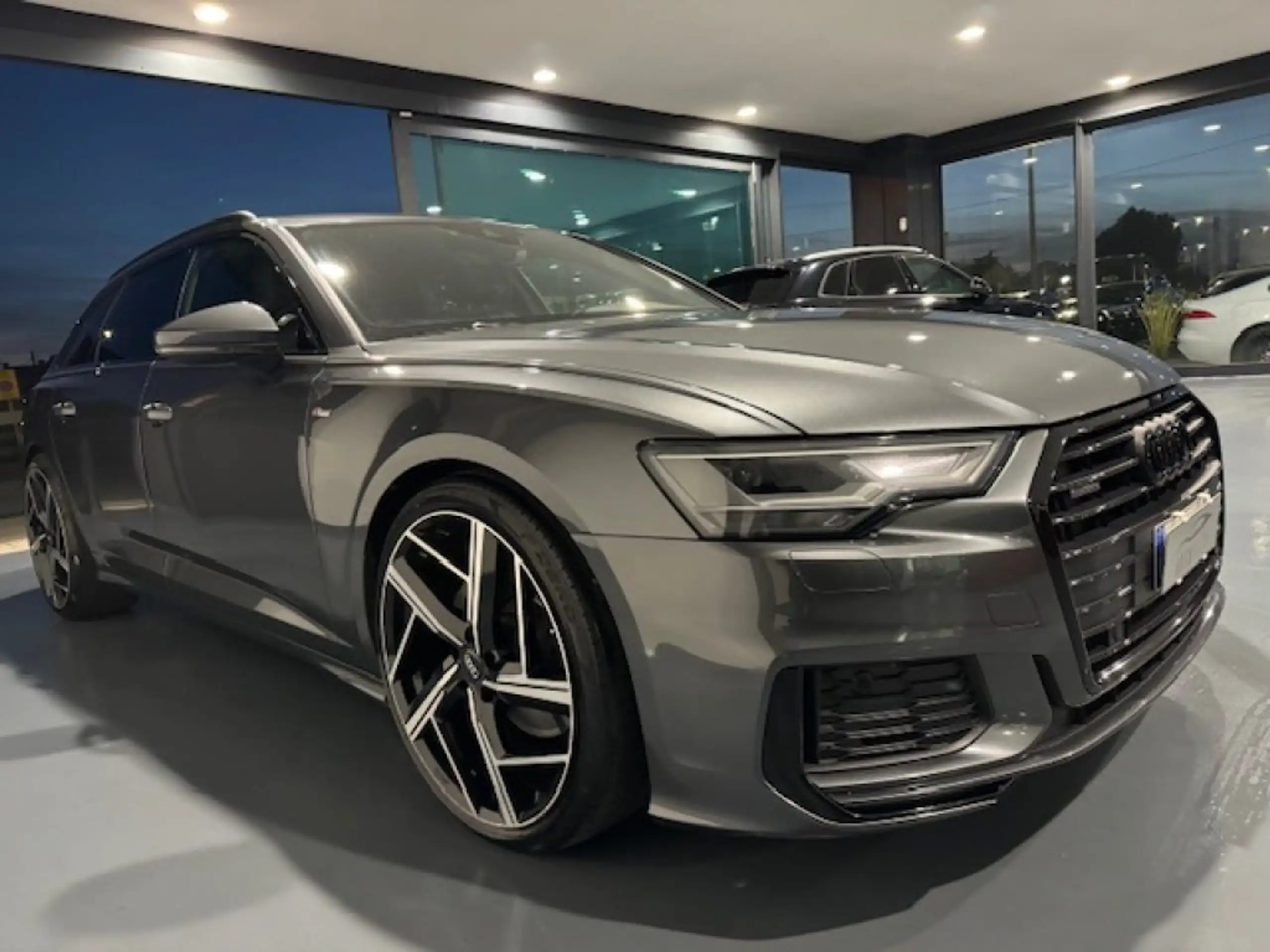 Audi - A6