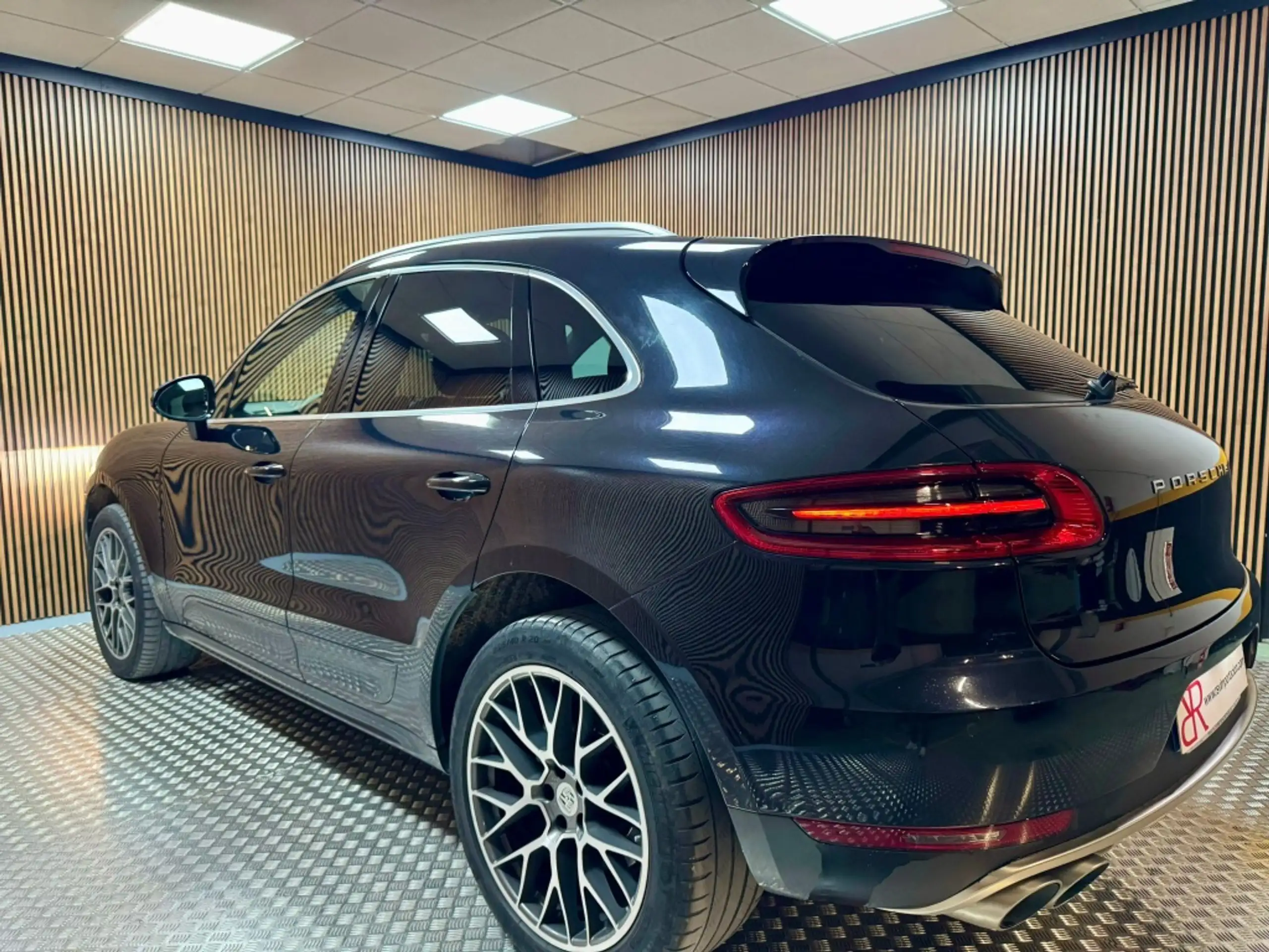 Porsche - Macan