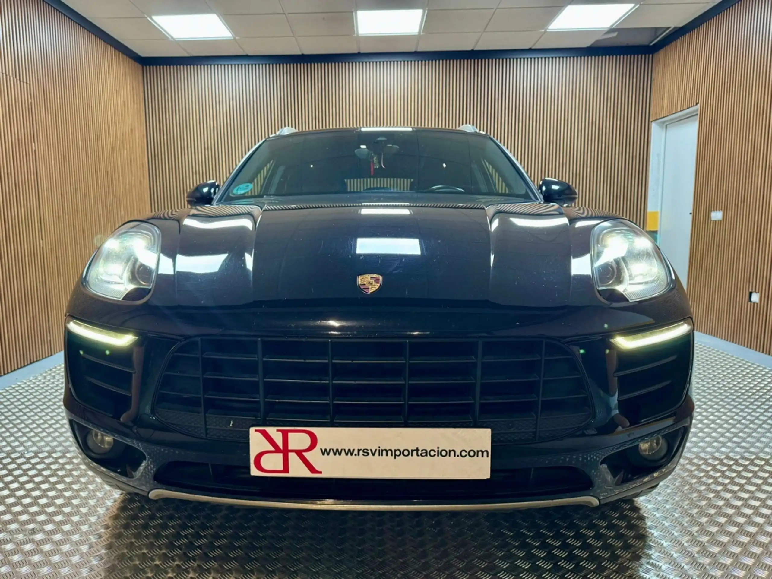 Porsche - Macan